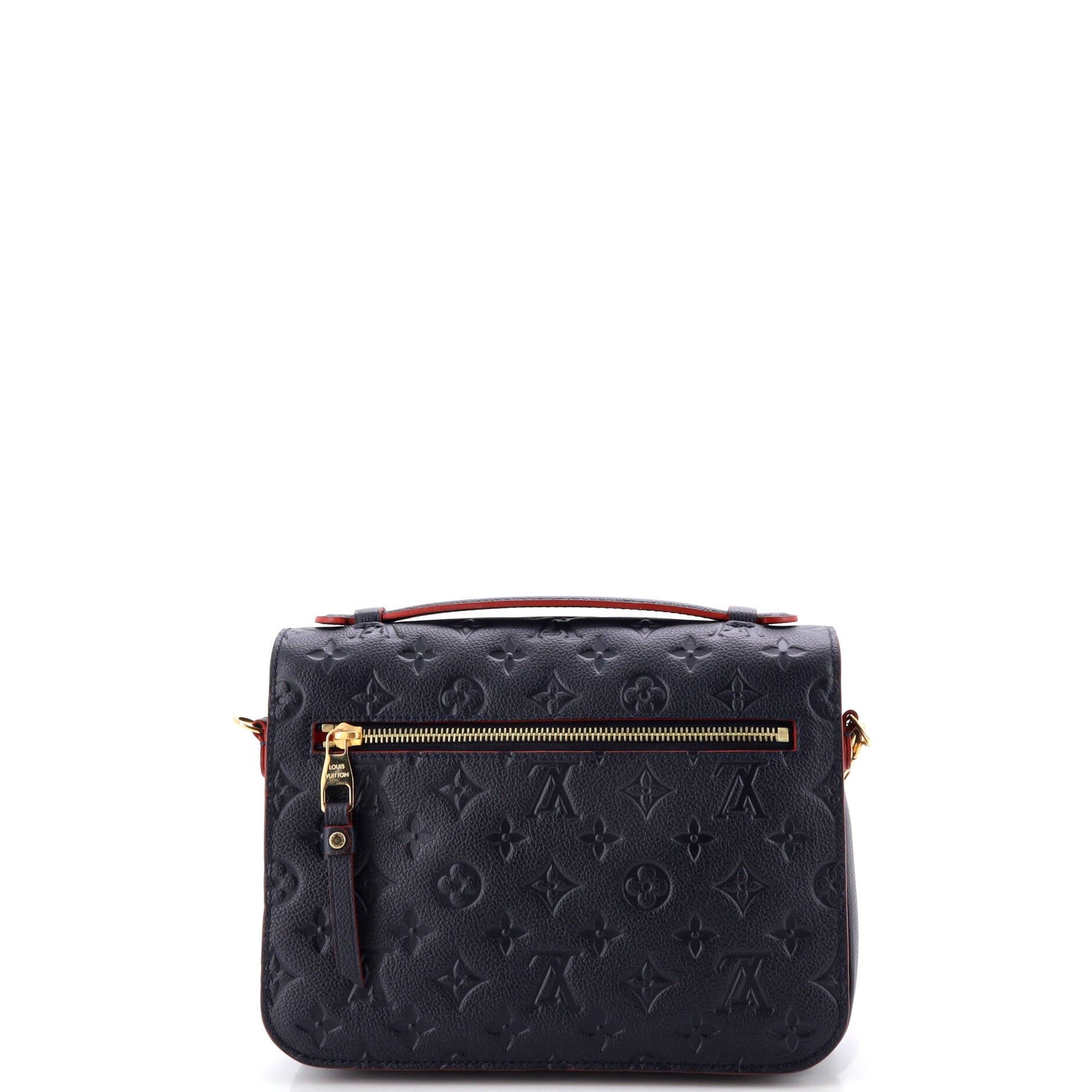 Louis Vuitton Pochette Metis Size ONE SIZE - 3 Thumbnail