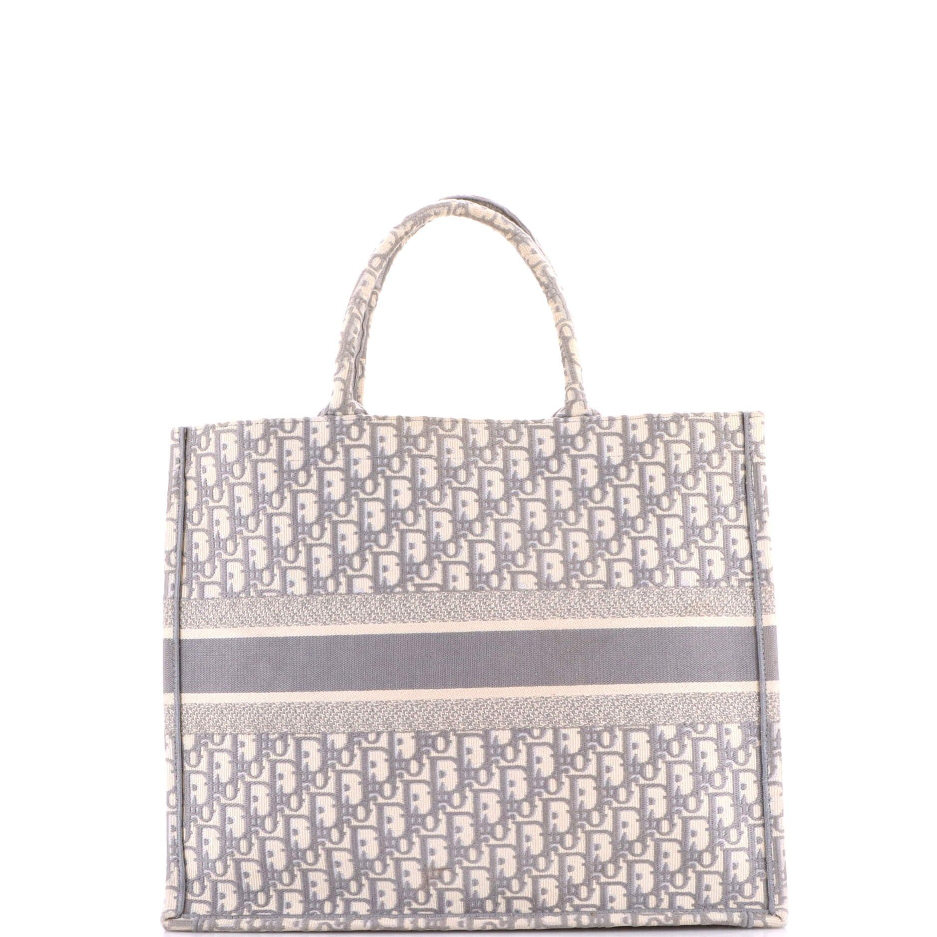 Dior Book Tote Size ONE SIZE - 3 Thumbnail