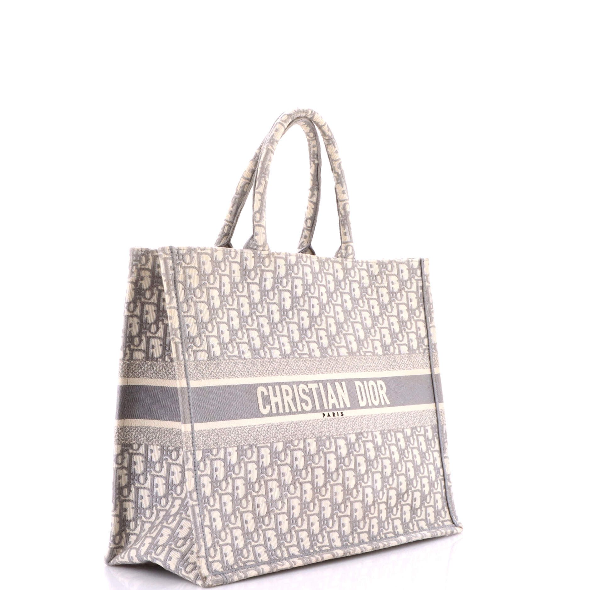 Dior Book Tote Size ONE SIZE - 2 Thumbnail