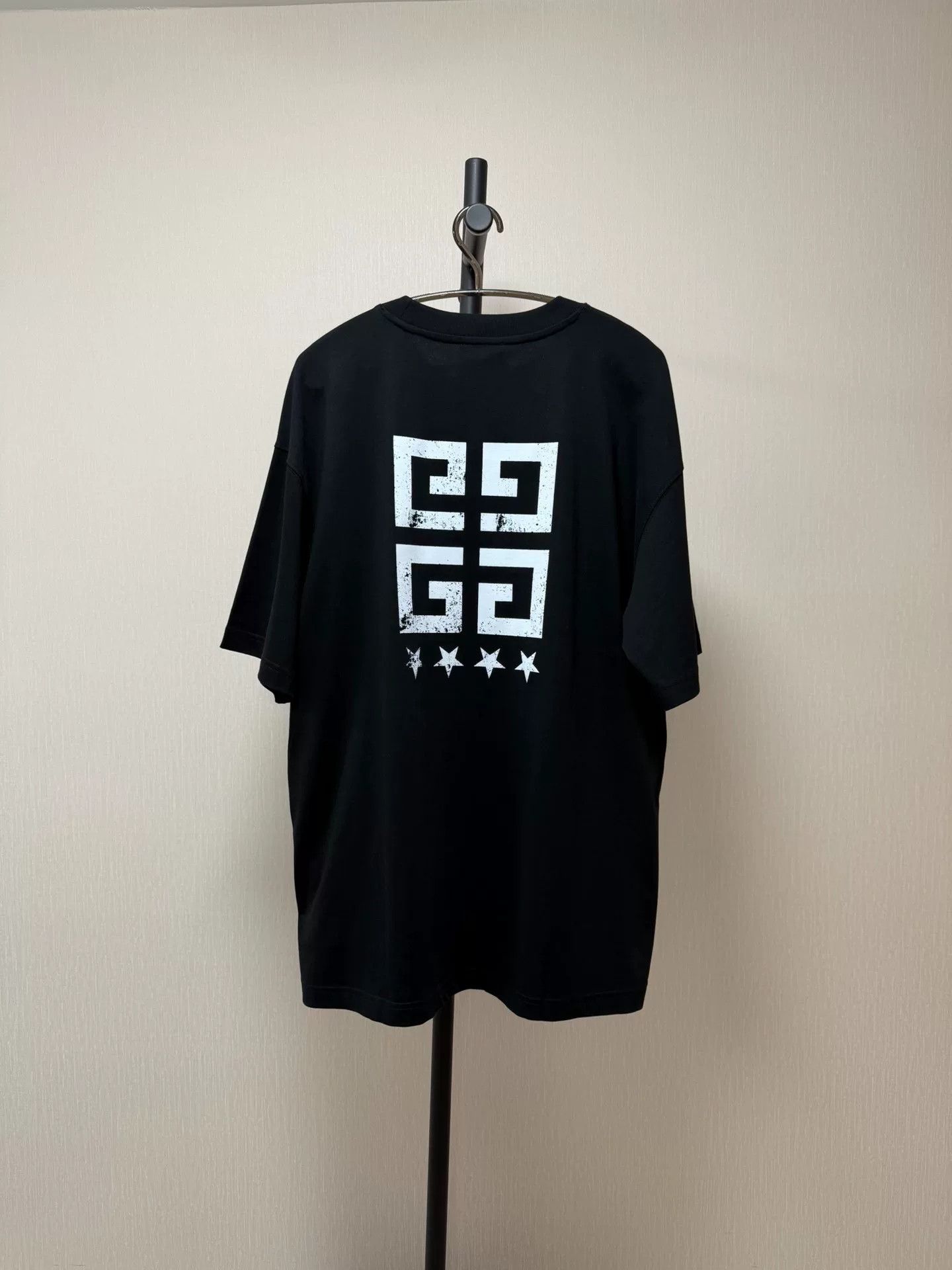 Givenchy Givenchy New Black T-shirt Only One Size US L / EU 52-54 / 3 - 9 Thumbnail