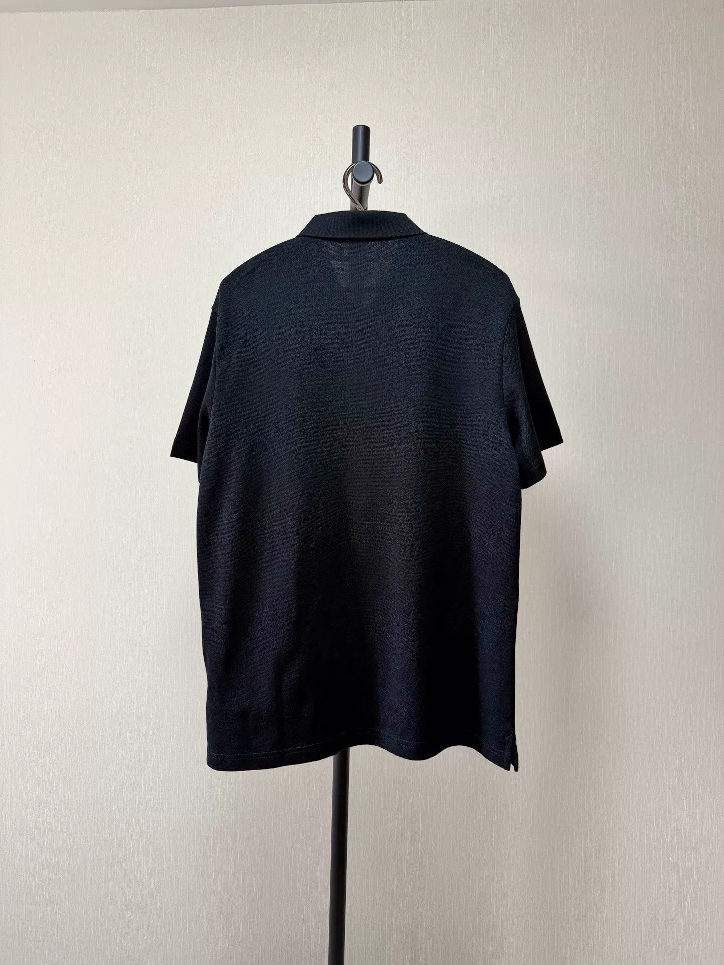 Louis Vuitton Louis Vuitton Black Short-Sleeve Polo Size US L / EU 52-54 / 3 - 8 Thumbnail