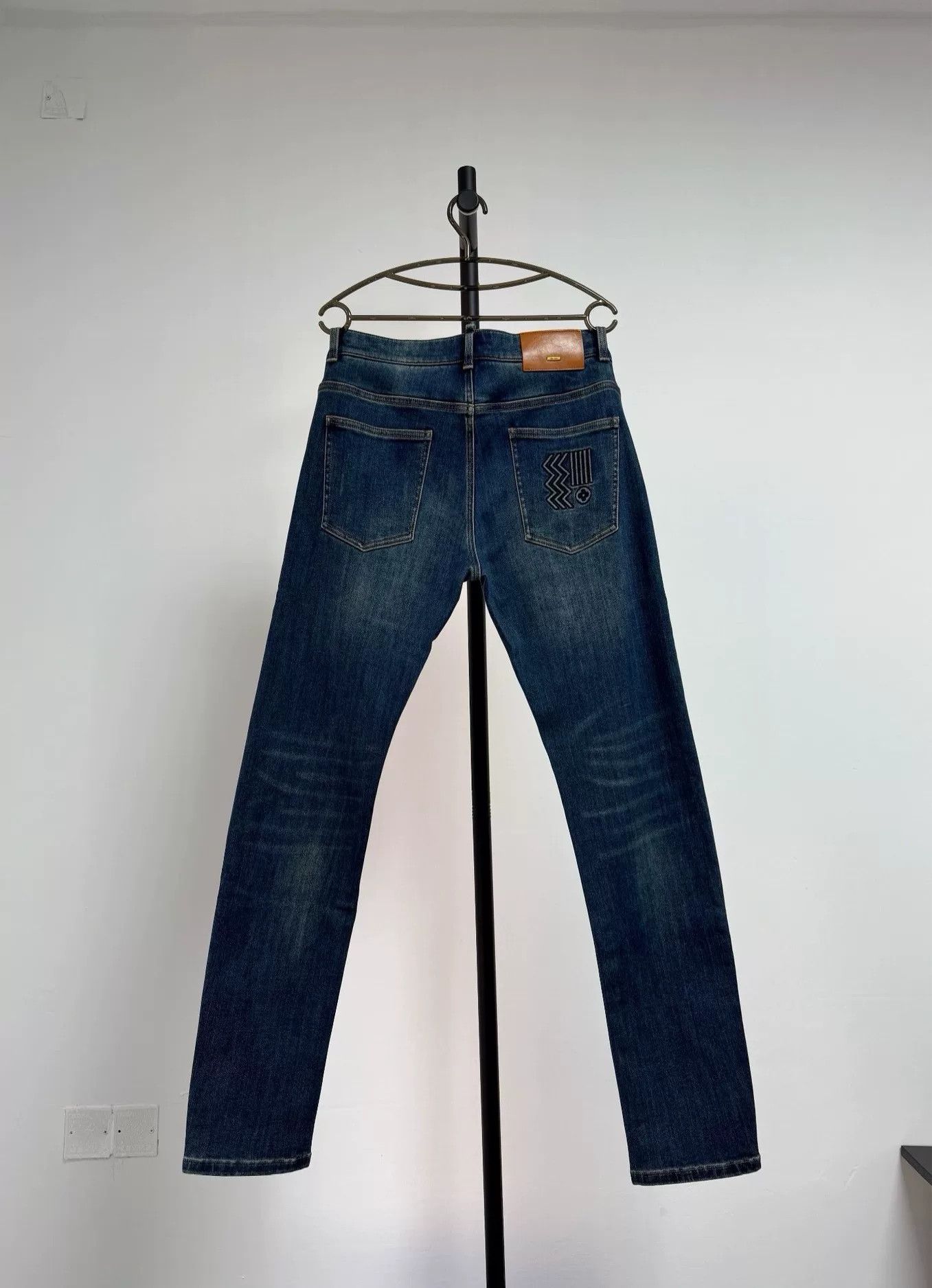 Louis Vuitton Louis Vuitton Blue Retro Jeans Size 42" / US 20 - 2 Thumbnail