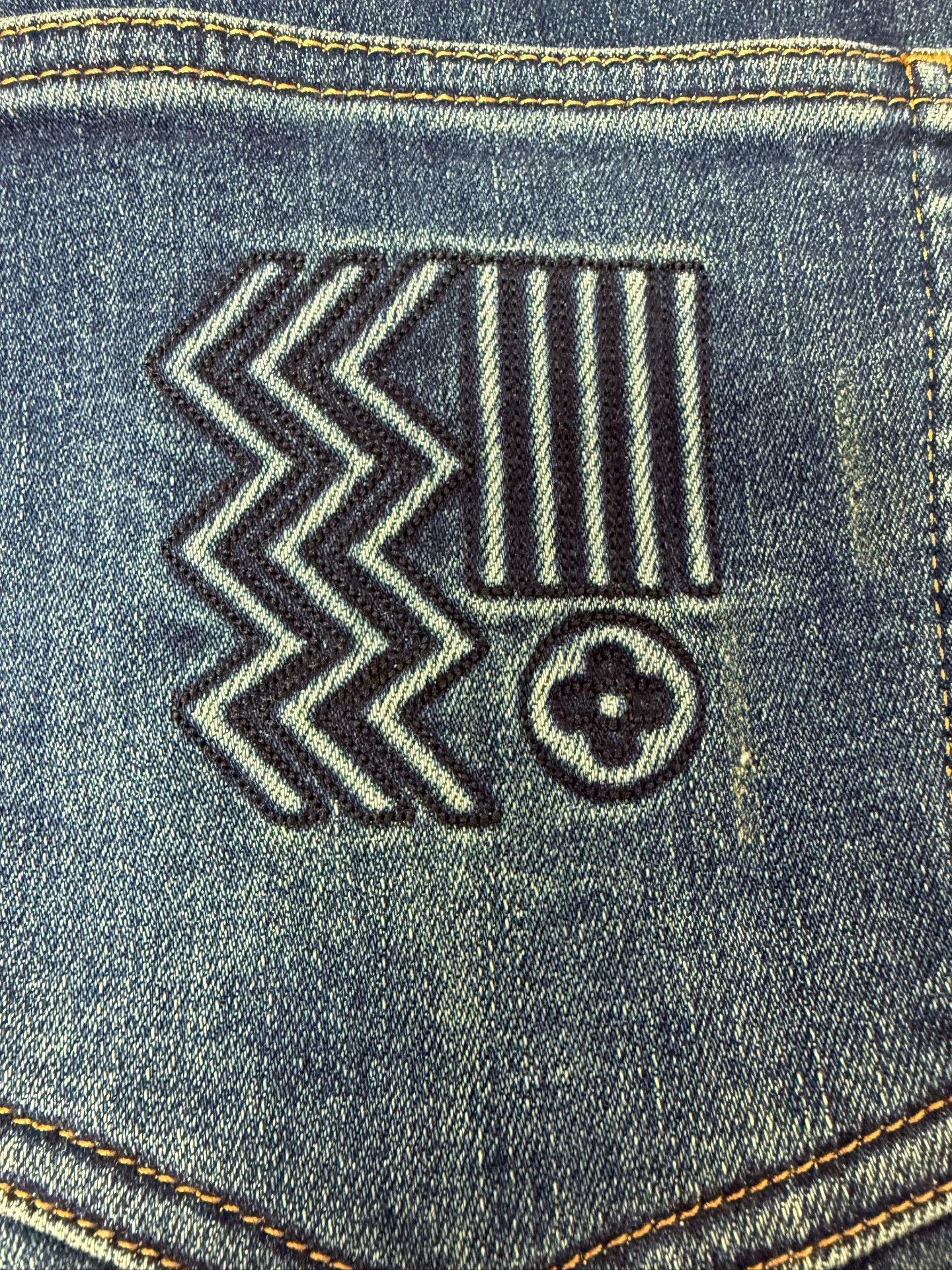 Louis Vuitton Louis Vuitton Blue Retro Jeans Size 42" / US 20 - 4 Thumbnail