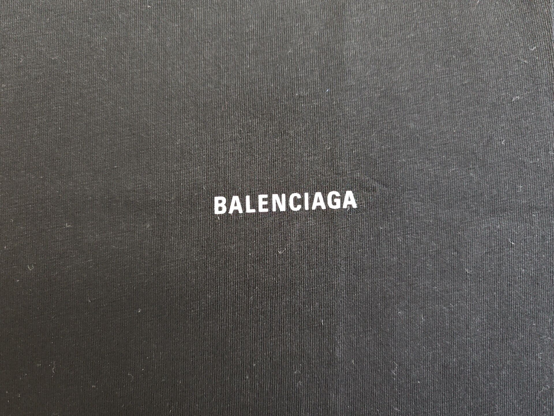 Balenciaga Balenciaga Short-Sleeve Logo T-Shirt Size US M / EU 48-50 / 2 - 6 Thumbnail