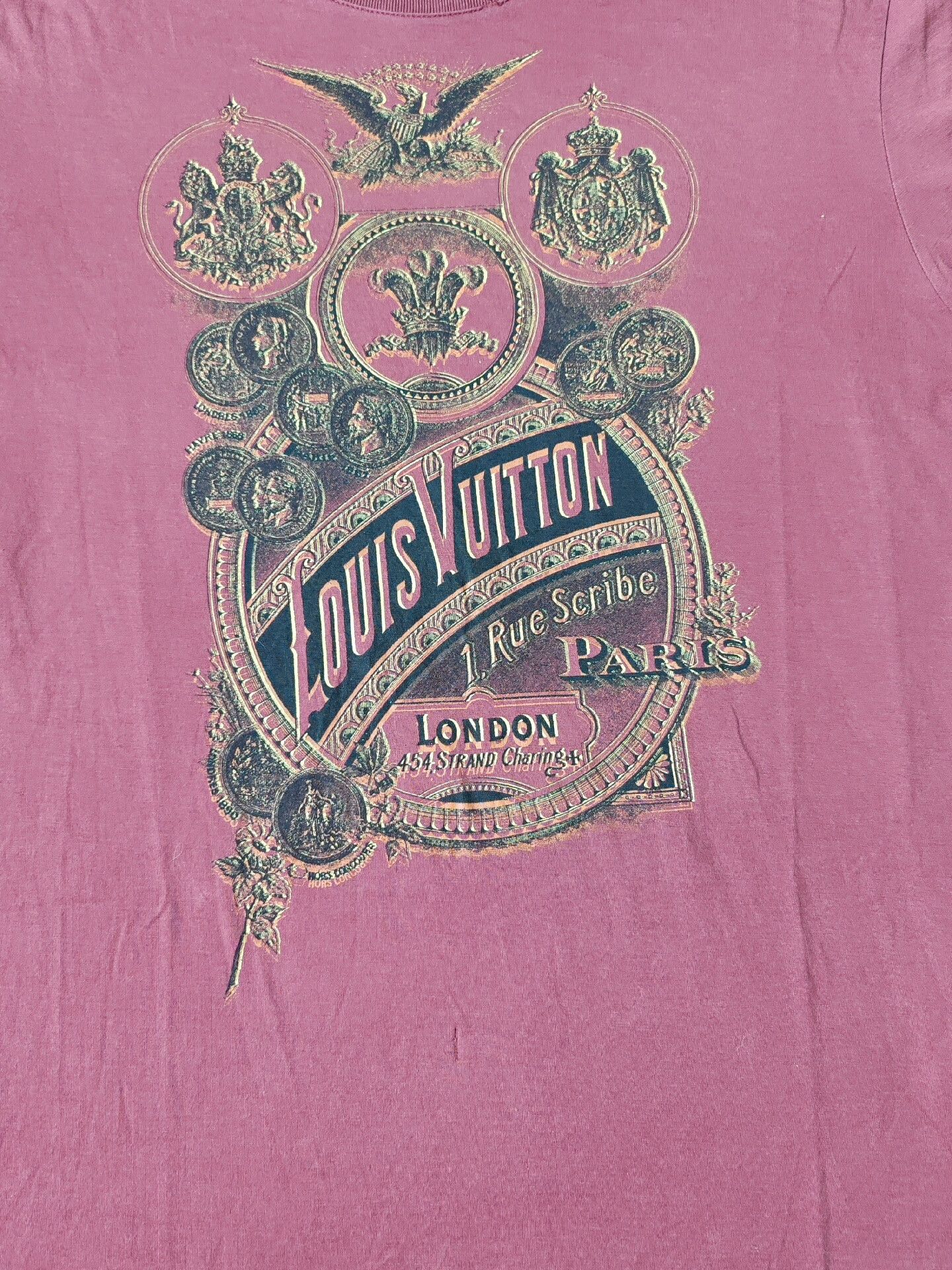 Louis Vuitton Louis Vuitton Men's Short-Sleeve T-Shirt Size US S / EU 44-46 / 1 - 6 Thumbnail