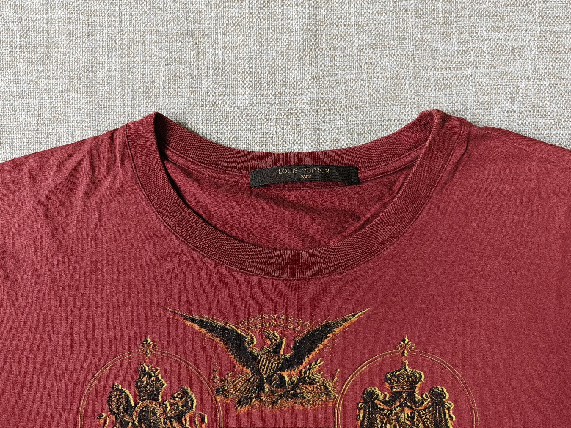 Louis Vuitton Louis Vuitton Men's Short-Sleeve T-Shirt Size US S / EU 44-46 / 1 - 3 Thumbnail