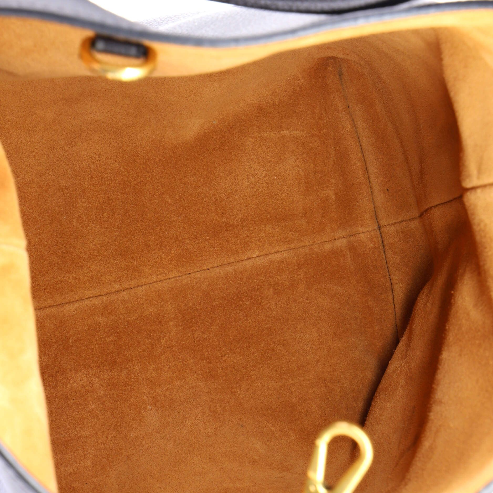 Louis Vuitton Low Key Hobo Size ONE SIZE - 5 Thumbnail