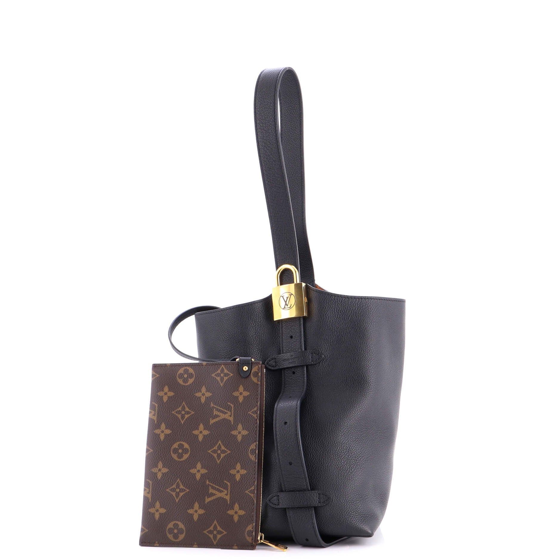 Louis Vuitton Low Key Hobo Size ONE SIZE - 2 Thumbnail