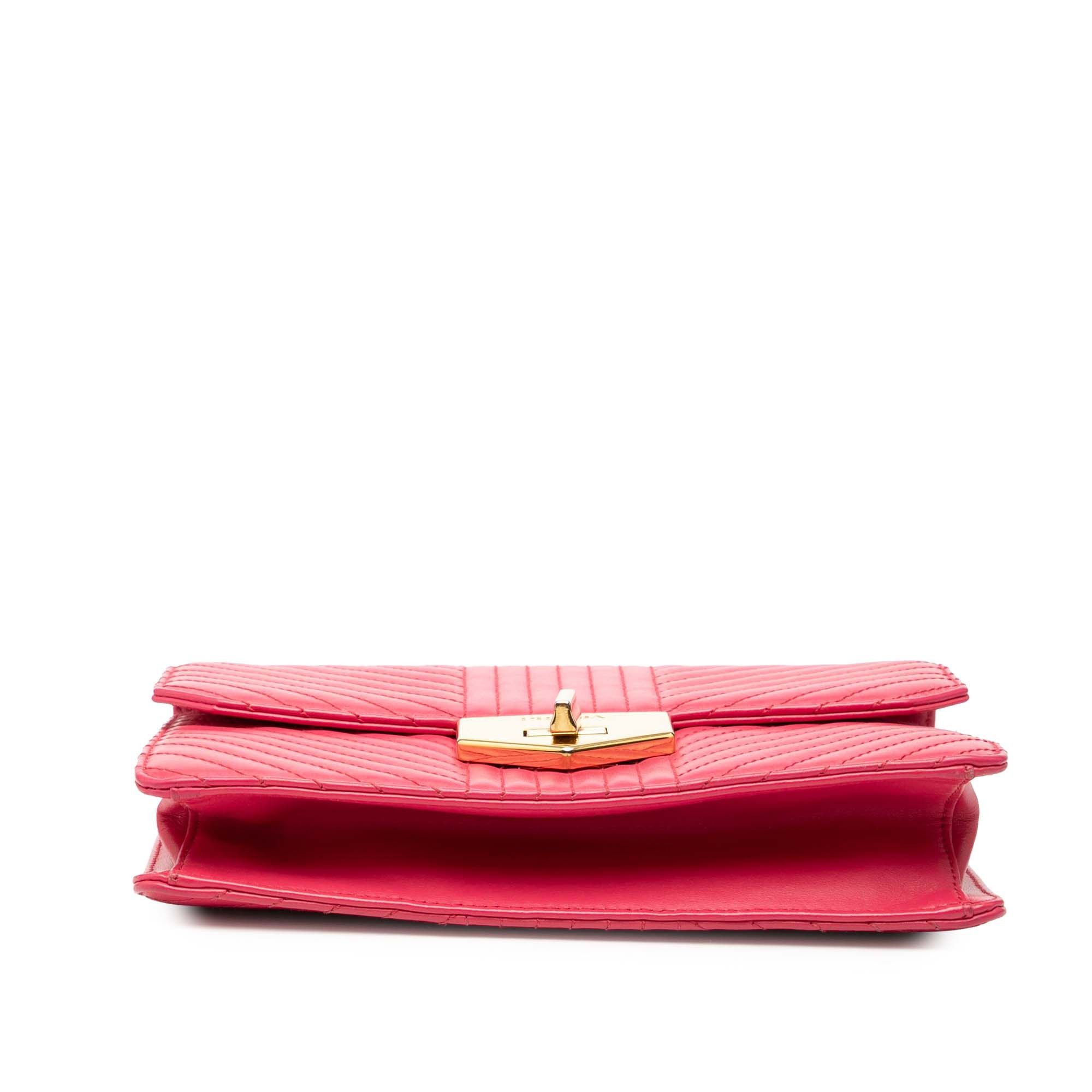 Prada Prada Soft Calf Chevron Impunture Turn Lock Chain Crossbody Size ONE SIZE - 3 Thumbnail