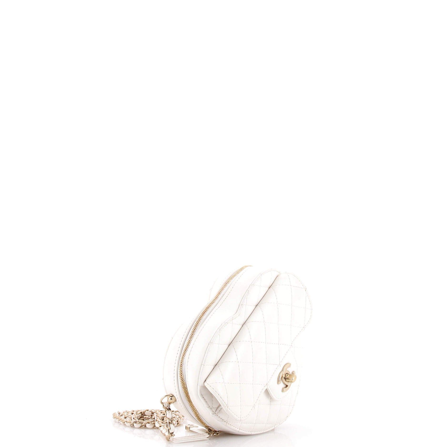 Chanel CC in Love Heart Bag Size ONE SIZE - 2 Thumbnail