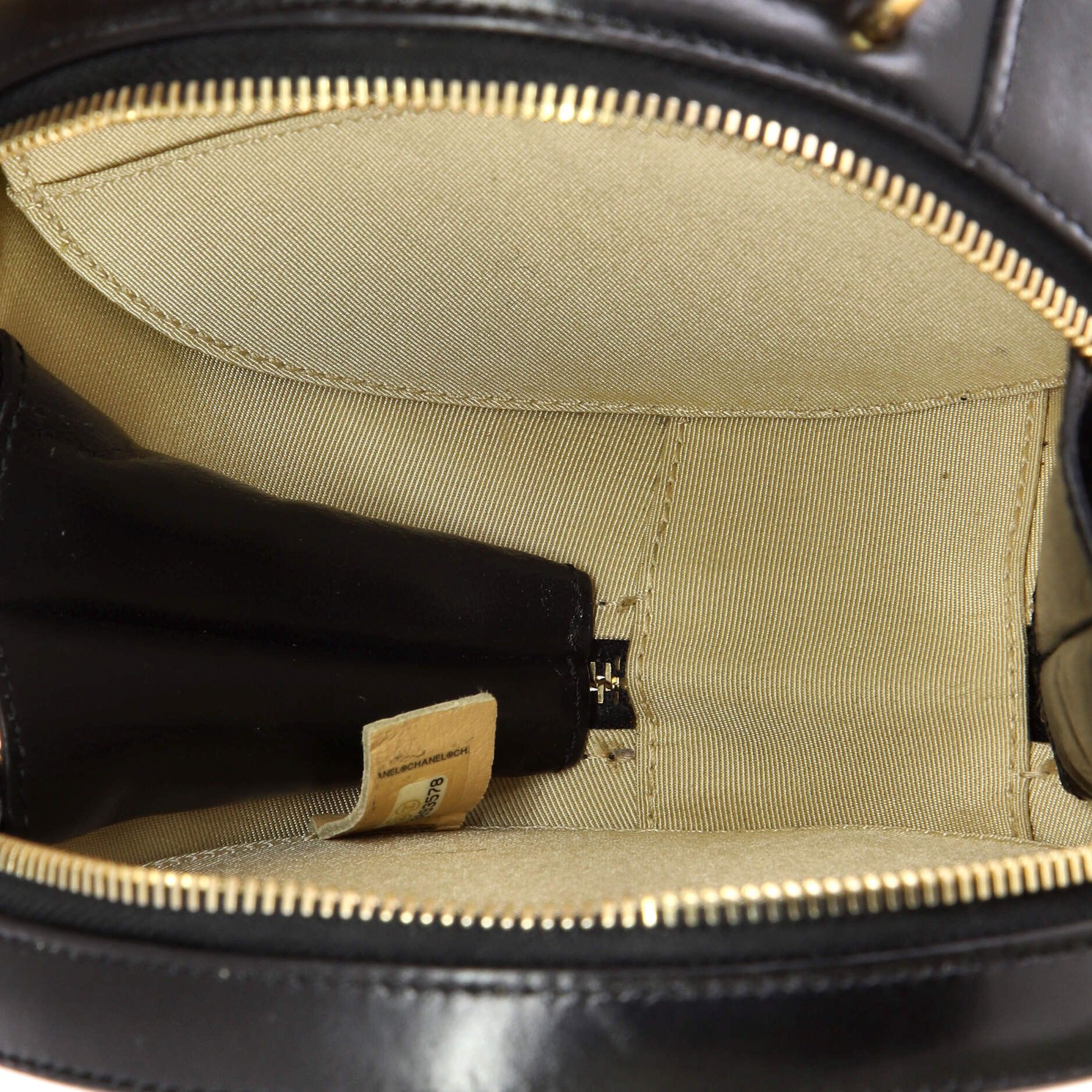 Chanel Round as Earth Crossbody Bag Size ONE SIZE - 6 Thumbnail