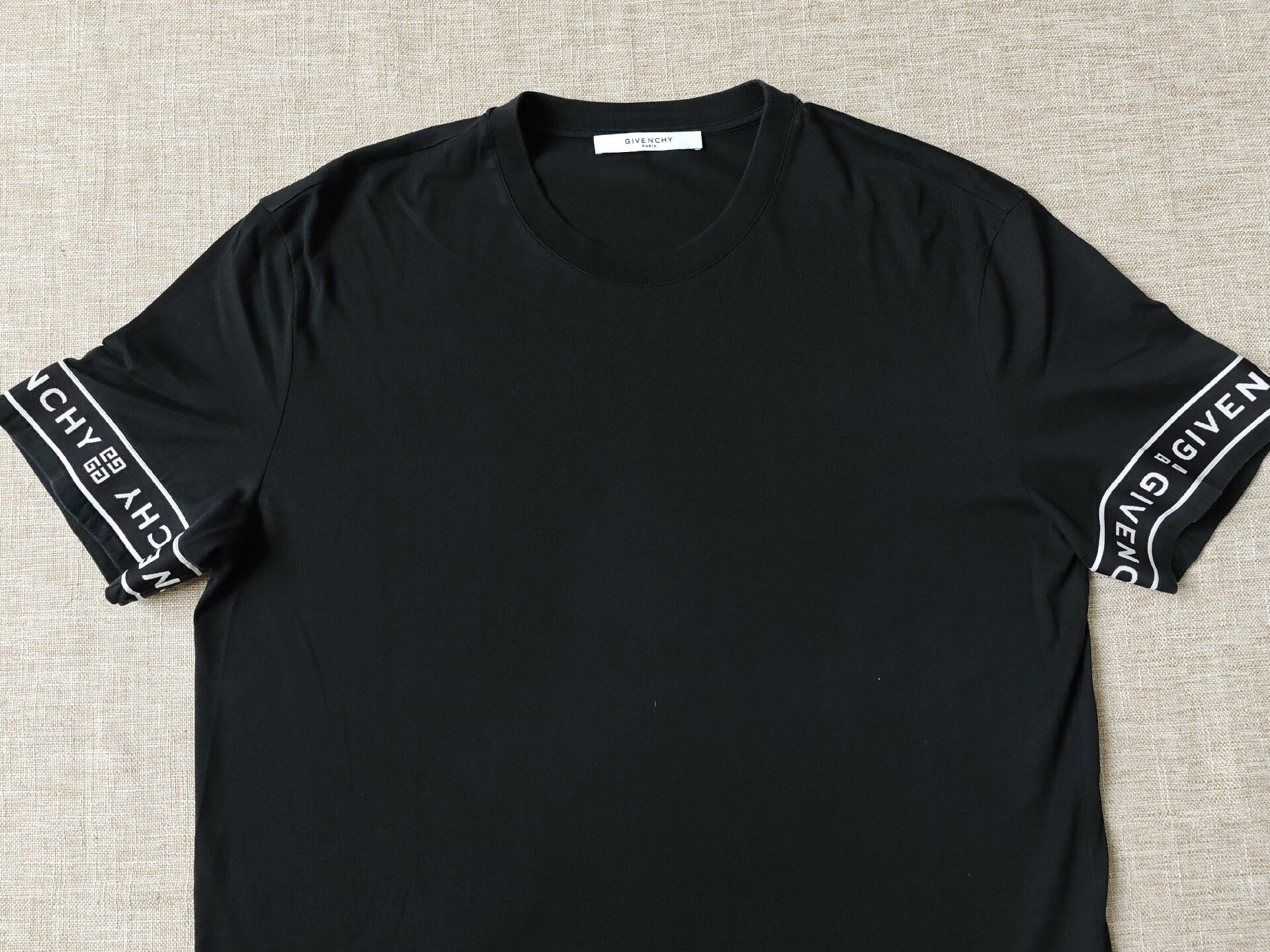 Givenchy Givenchy Men's Short-Sleeve T-Shirt Size US XXL / EU 58 / 5 - 2 Thumbnail
