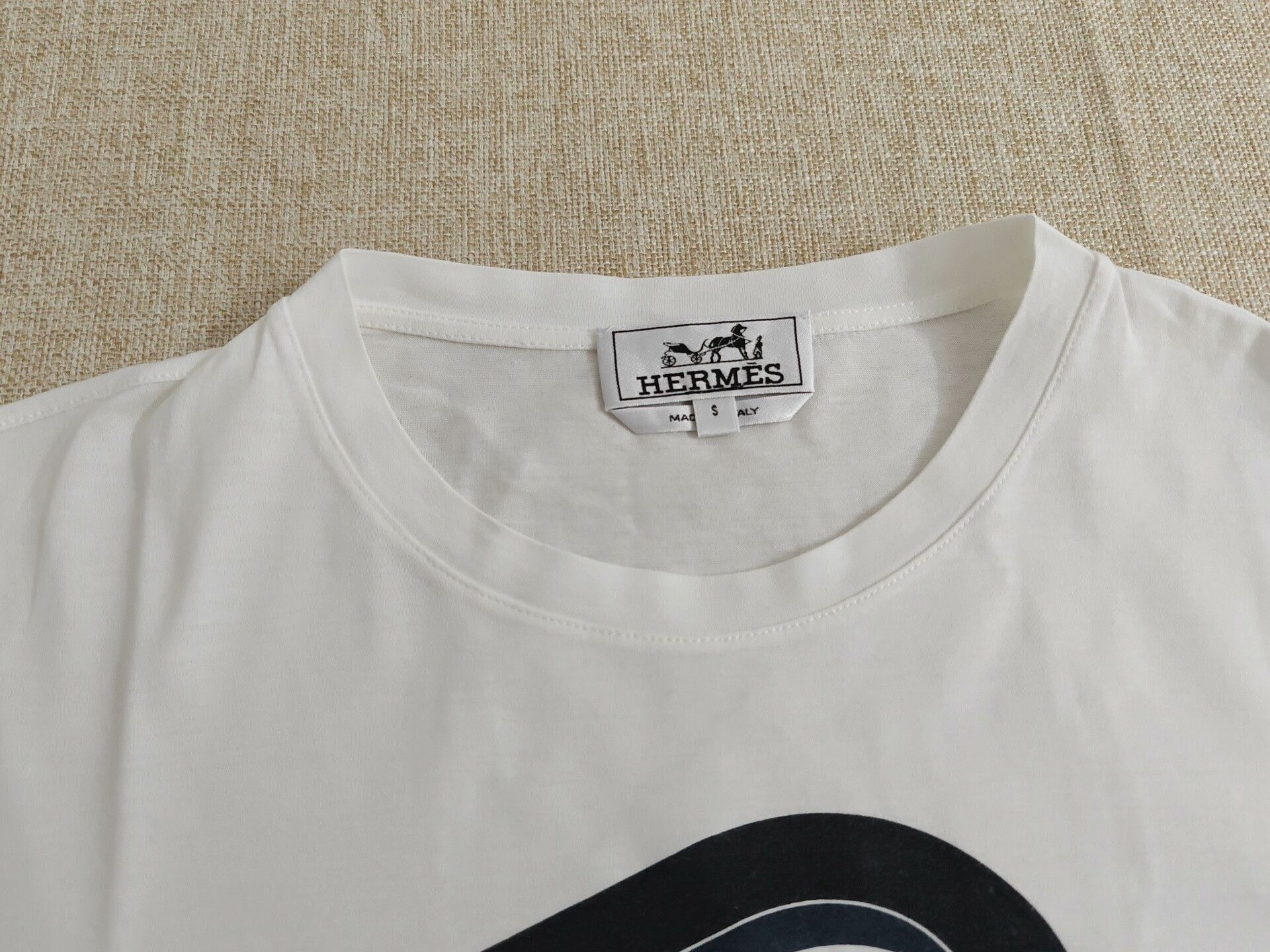 Hermes Hermes Men's Pig Nose Print T-Shirt Size US S / EU 44-46 / 1 - 3 Thumbnail