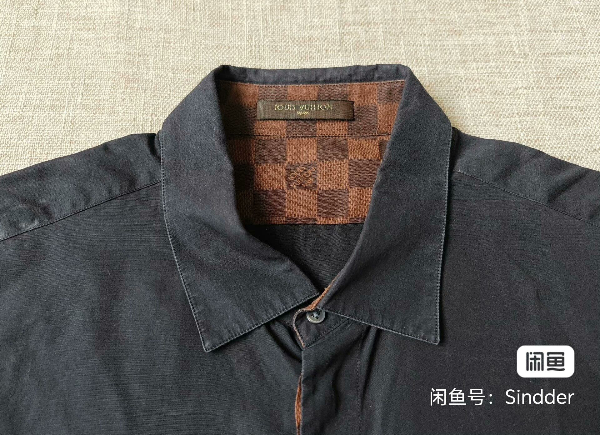 Louis Vuitton Louis Vuitton Men's Check Collar Shirt Size US M / EU 48-50 / 2 - 3 Thumbnail
