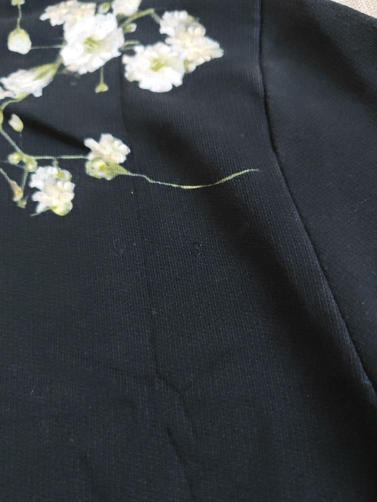 Givenchy Givenchy Men's Jasmine Flower Sweatshirt Size US S / EU 44-46 / 1 - 6 Thumbnail