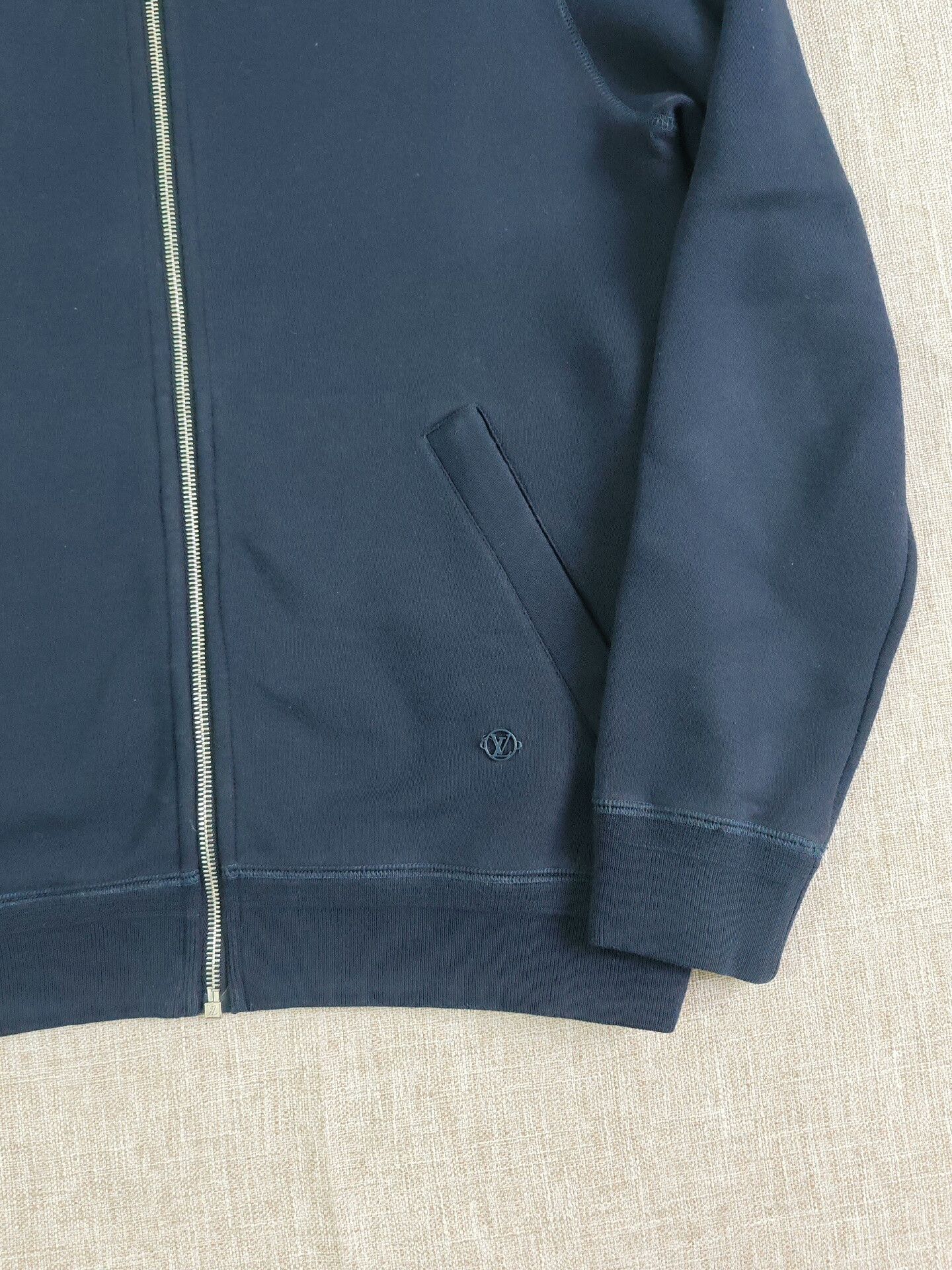 Louis Vuitton Louis Vuitton Men's Hoodie Sweatshirt Size US M / EU 48-50 / 2 - 7 Thumbnail