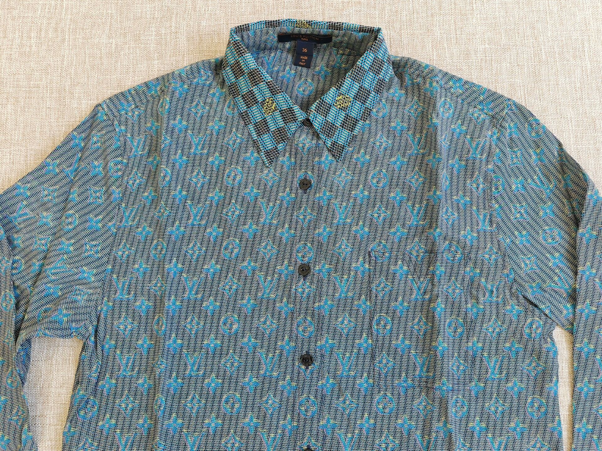 Louis Vuitton Louis Vuitton Women's Monogram Silk Shirt Size XS / US 0-2 / IT 36-38 - 3 Thumbnail