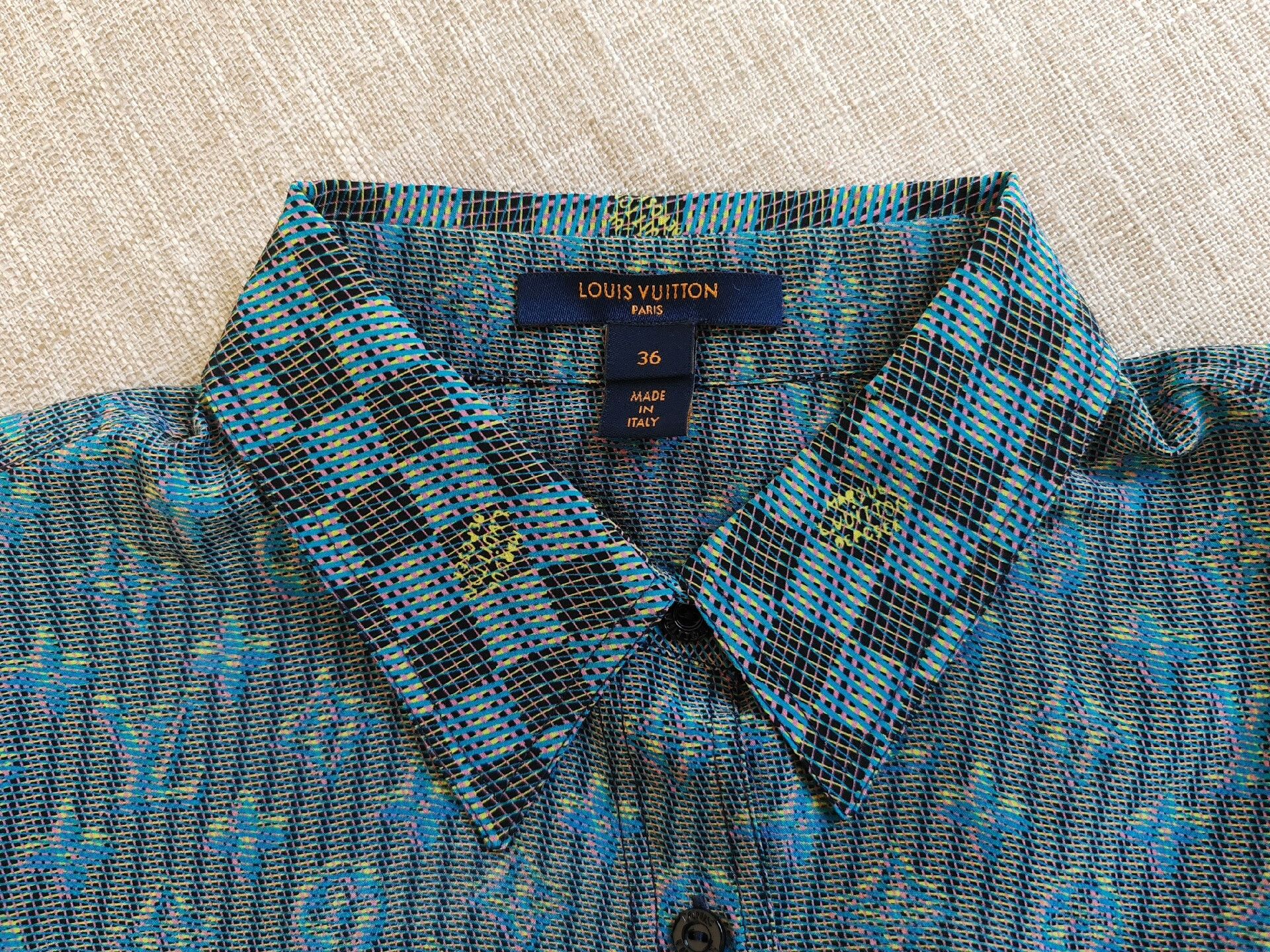 Louis Vuitton Louis Vuitton Women's Monogram Silk Shirt Size XS / US 0-2 / IT 36-38 - 2 Thumbnail