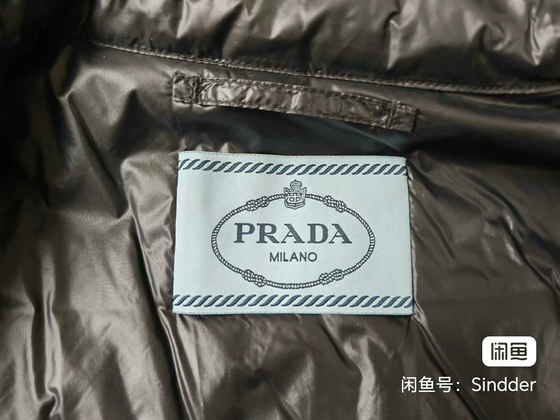 Prada Prada Women's Black Down Jacket Size M / US 6-8 / IT 42-44 - 3 Thumbnail