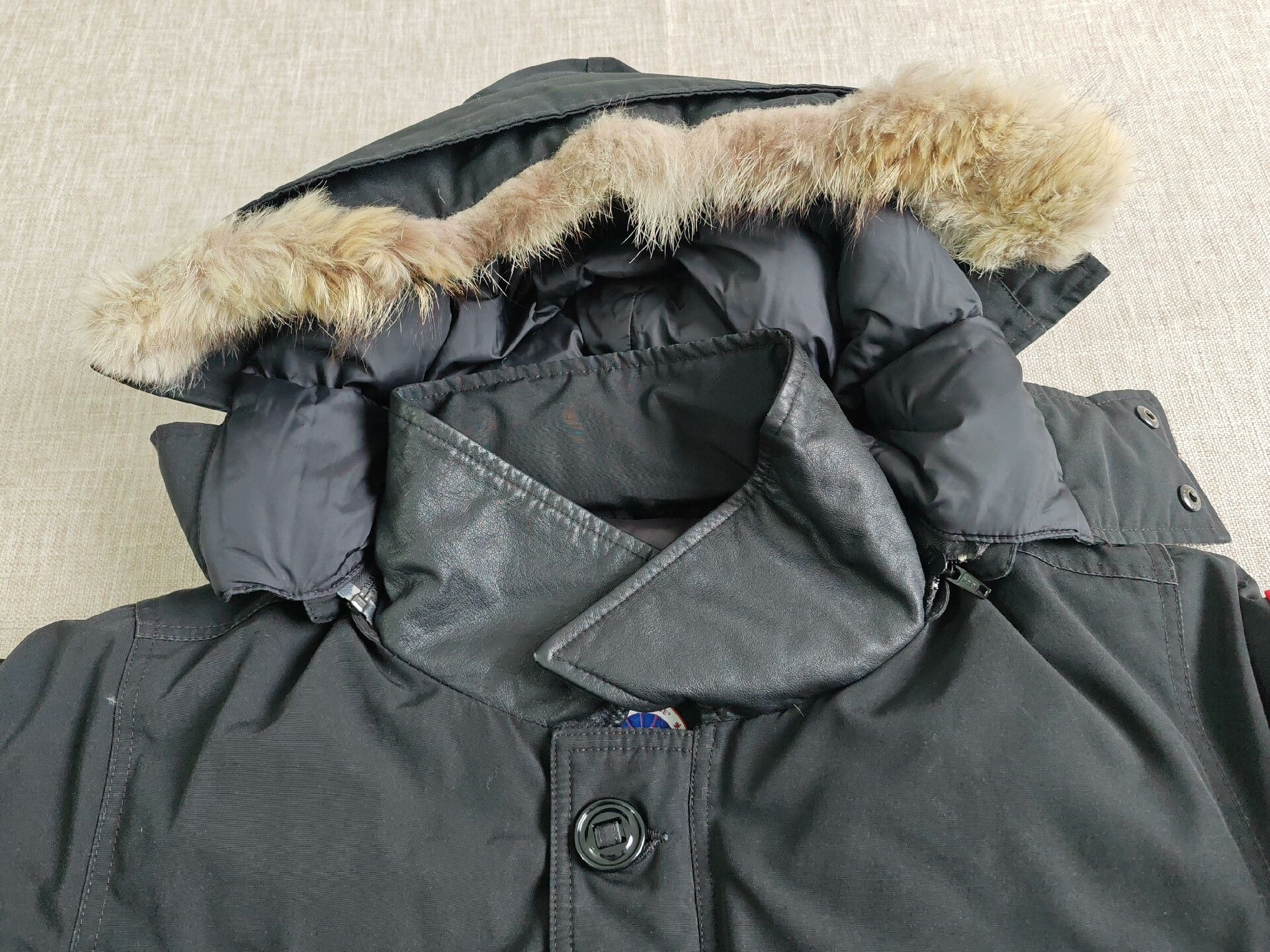 Canada Goose Canada Goose Men's Down Jacket Fur Collar Size US L / EU 52-54 / 3 - 2 Thumbnail