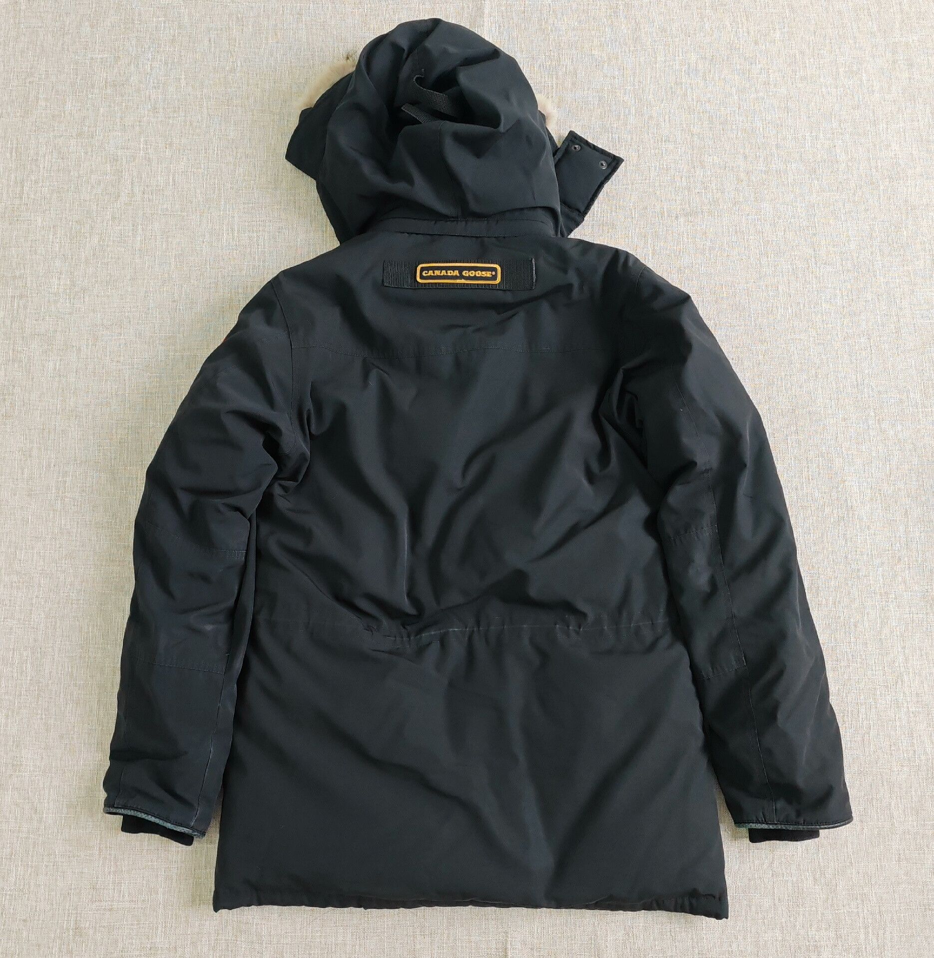 Canada Goose Canada Goose Men's Down Jacket Fur Collar Size US L / EU 52-54 / 3 - 6 Thumbnail