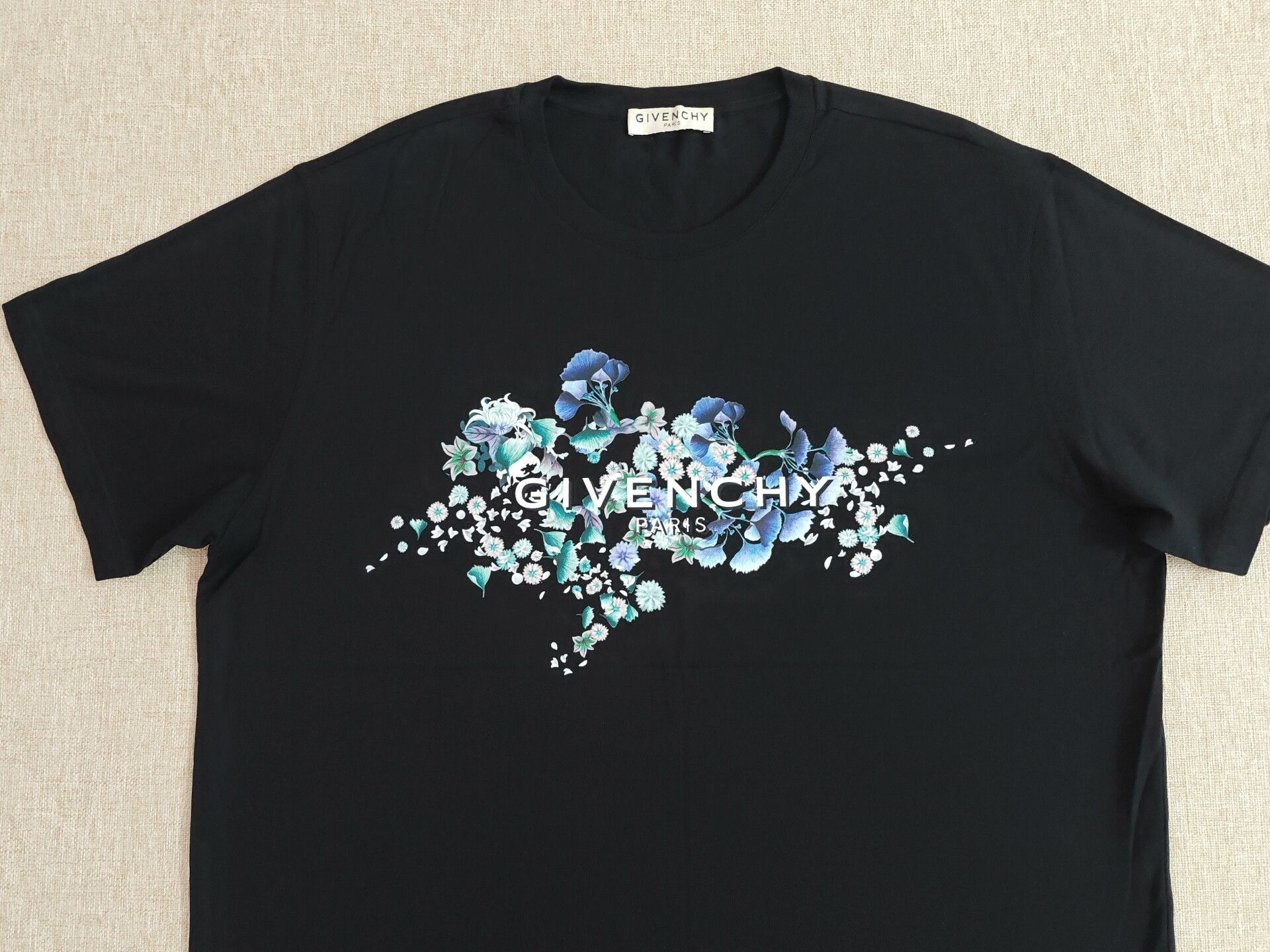 Givenchy Givenchy Men's Flower Letter Print T-Shirt Size US L / EU 52-54 / 3 - 3 Thumbnail