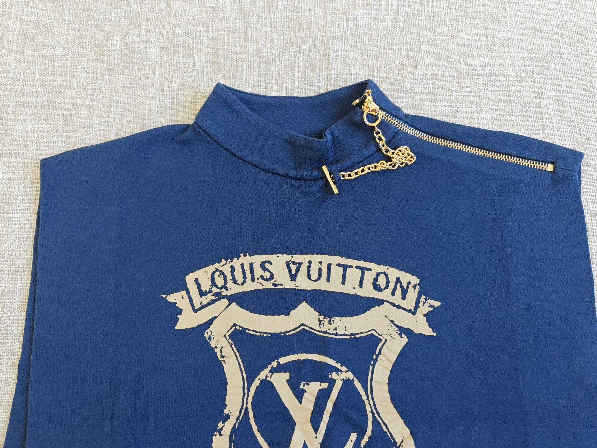 Louis Vuitton Louis Vuitton Women's Shield Vest Size S / US 4 / IT 40 - 2 Thumbnail