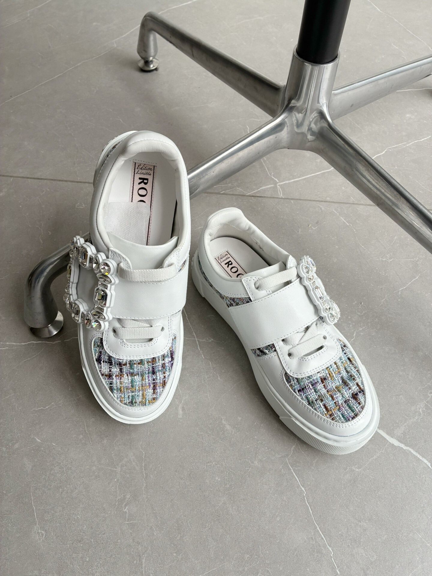 Roger Vivier Roger Vivier RV Crystal Buckle Sneakers Size US 5 / IT 35 - 2 Thumbnail