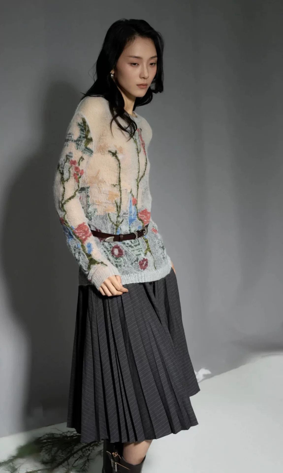 Dior Dior Couture Floral Print Sweater Size XS / US 0-2 / IT 36-38 - 4 Thumbnail