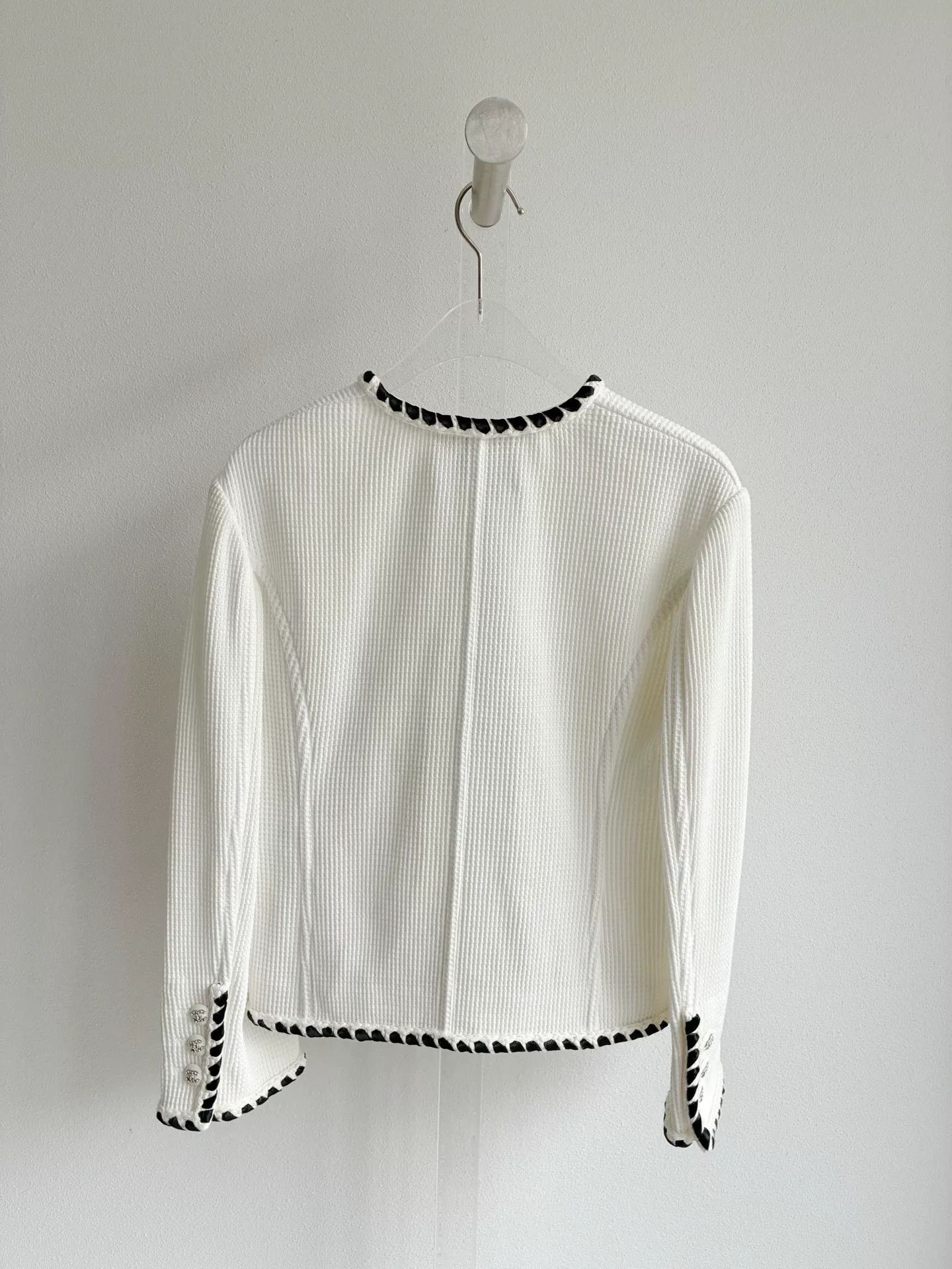 Chanel Chanel 21C White Waffle Coat Size XXS / US 00 / IT 34 - 3 Thumbnail