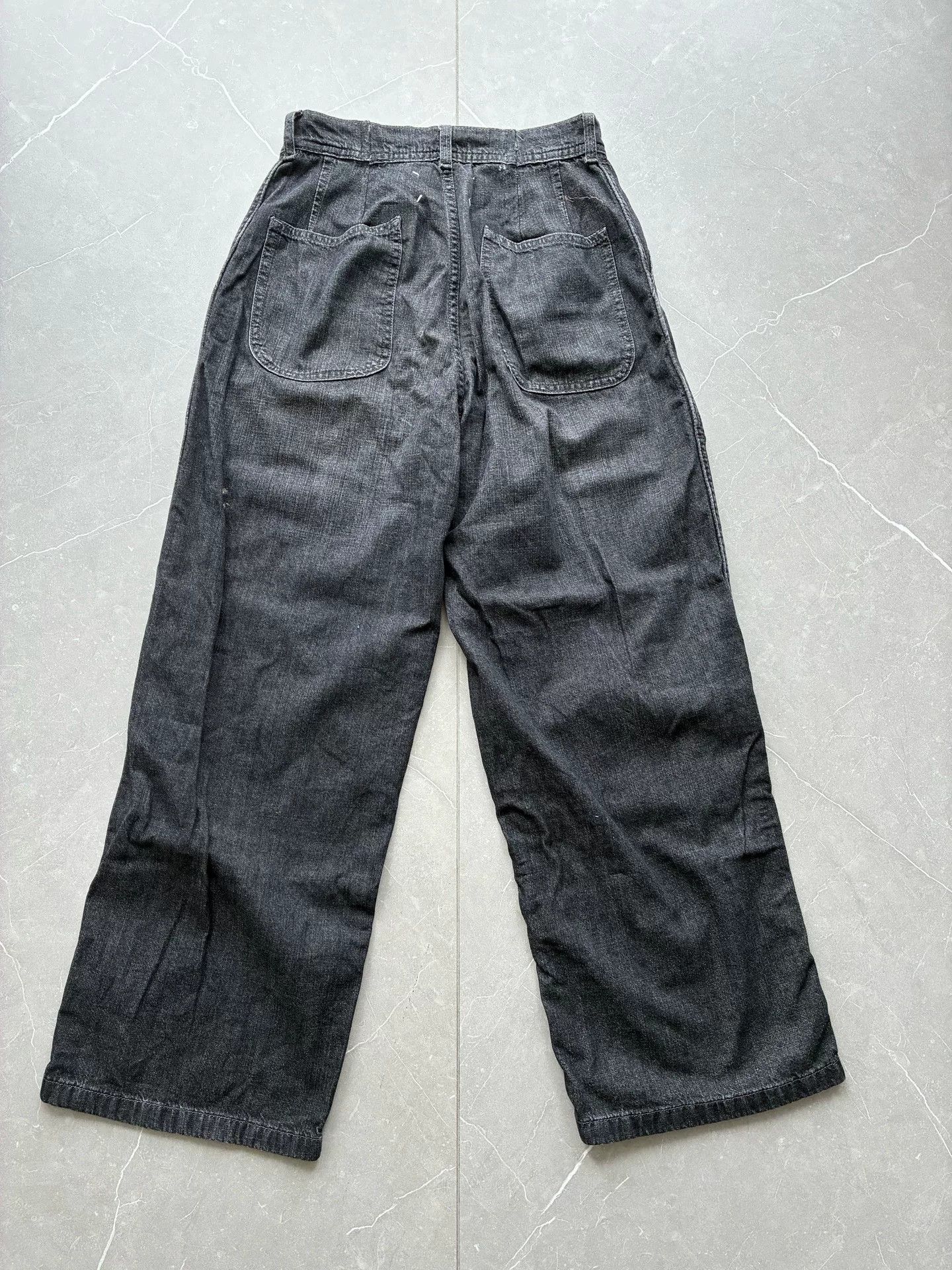 Maison Margiela Maison Margiela Distressed Splatter Washed Black Jeans Size 26" / US 2 / IT 38 - 2 Thumbnail