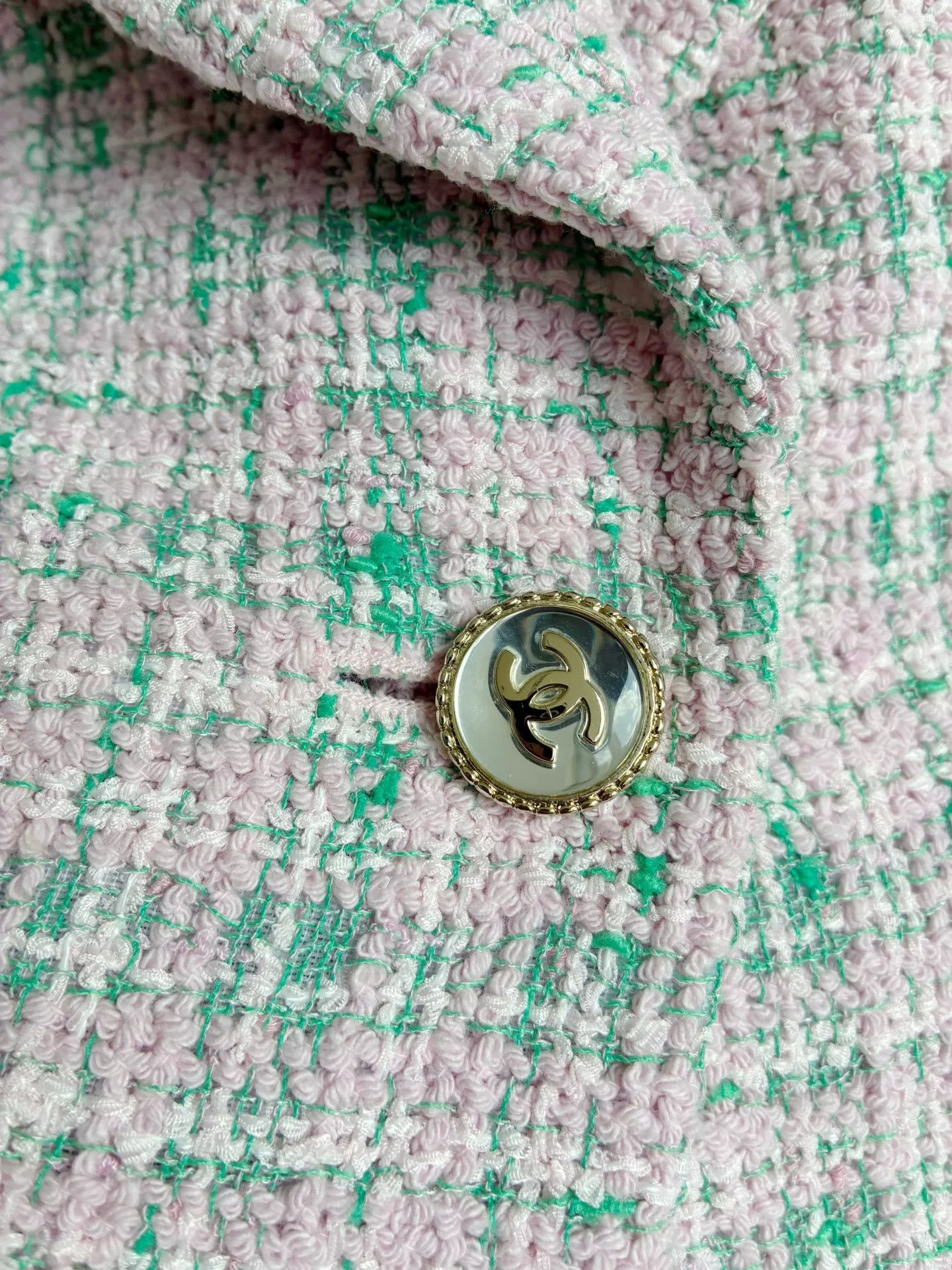 Chanel Chanel 21S Pink Green Plaid Tweed Jacket Size XXS / US 00 / IT 34 - 5 Thumbnail