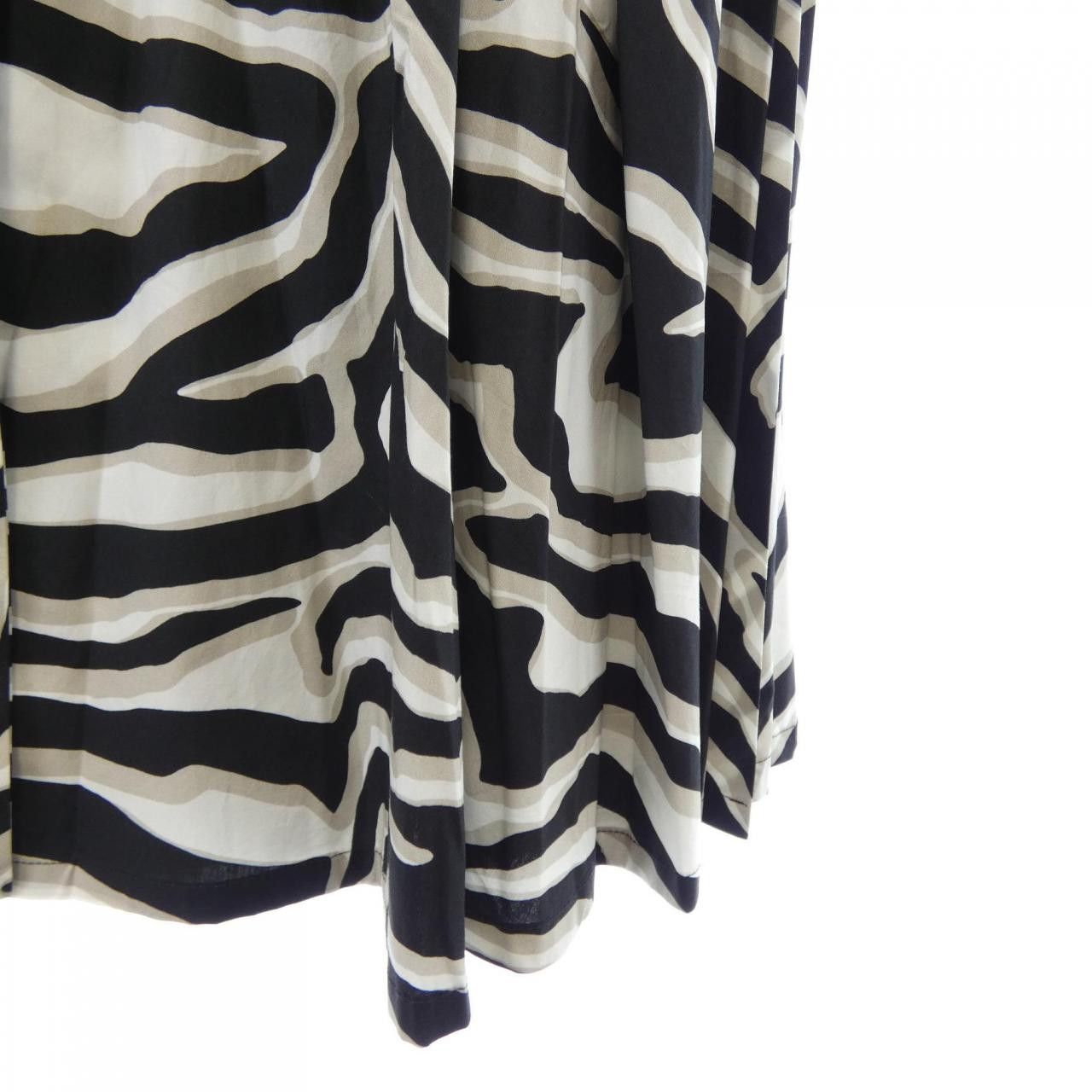Max Mara Max Mara Max Mara STUDIO Skirt Textile Skirts 24161010726 DUTY FREE for USA Size ONE SIZE - 5 Thumbnail