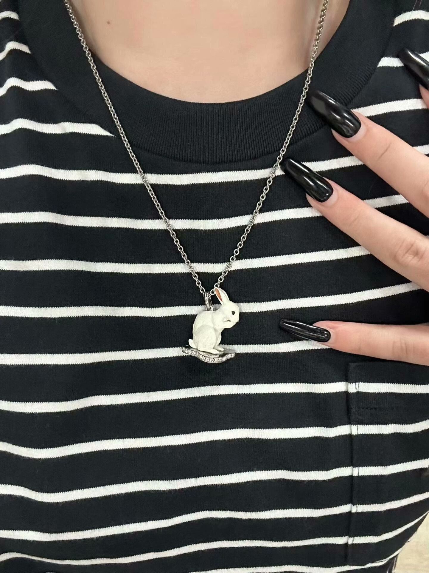 Vivienne Westwood Vivienne Westwood Bunny Planet Necklace Size ONE SIZE - 5 Thumbnail
