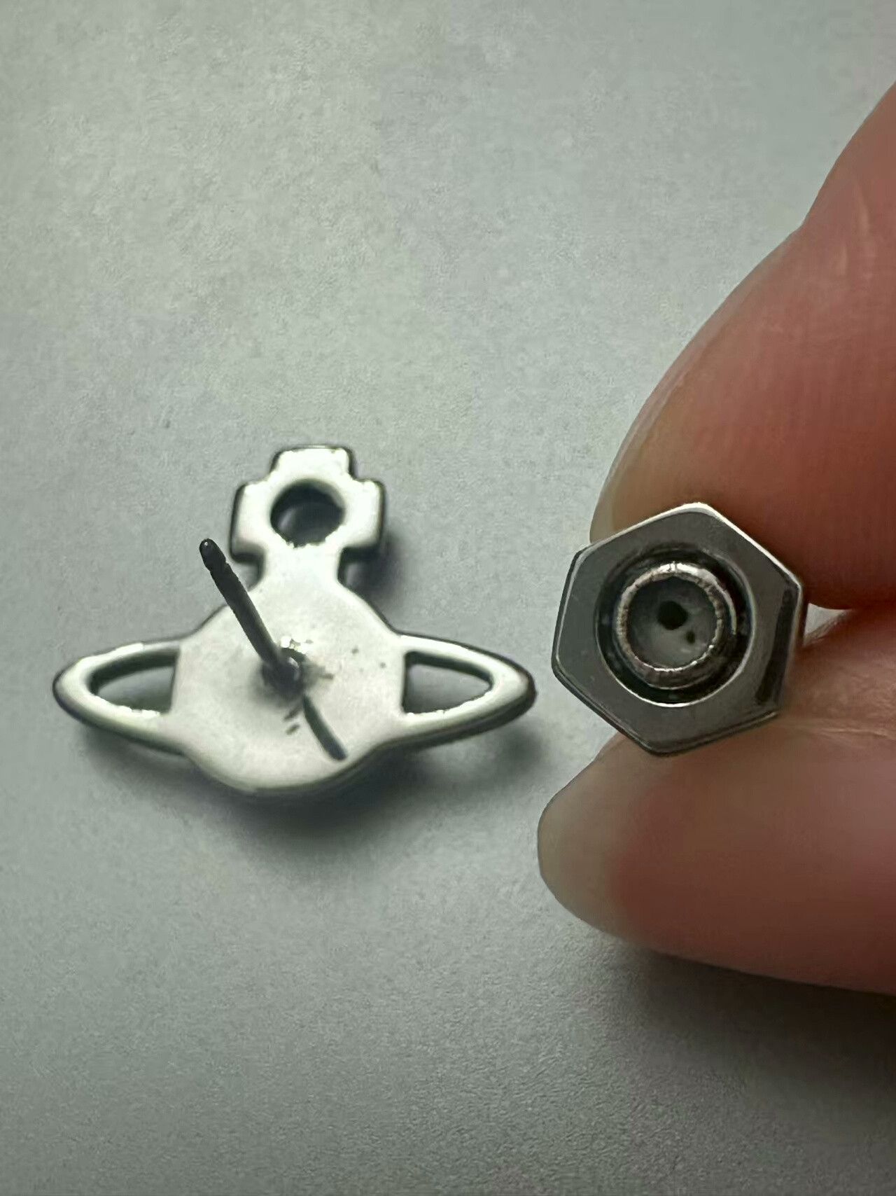Vivienne Westwood Vivienne Westwood Saturn Ear Studs Size ONE SIZE - 5 Thumbnail