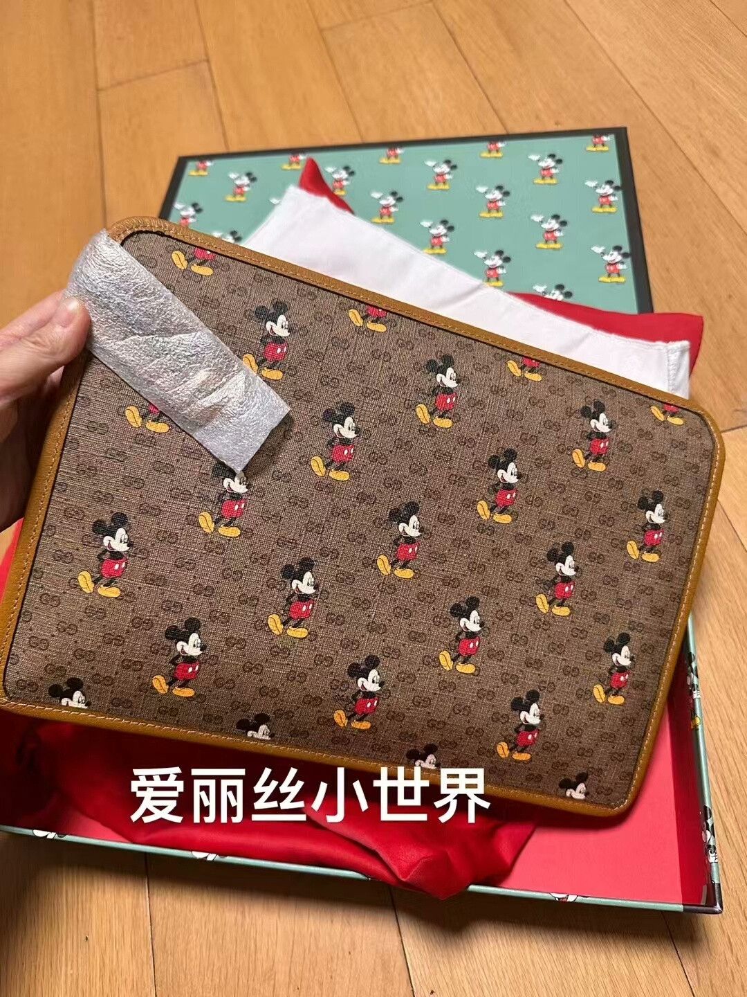 Gucci Gucci Mickey Mouse Handbag with Strap Size ONE SIZE - 3 Thumbnail