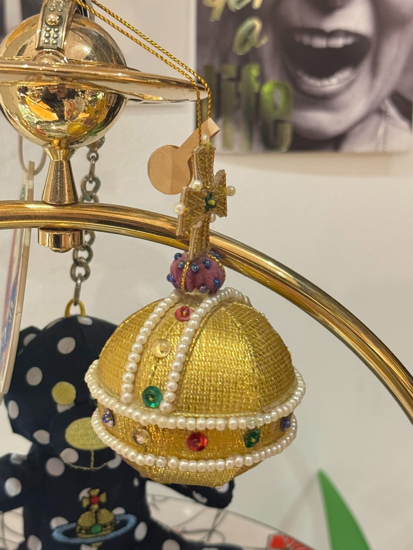 Vivienne Westwood Vivienne Westwood Golden Ornament Pendant Size ONE SIZE - 2 Thumbnail