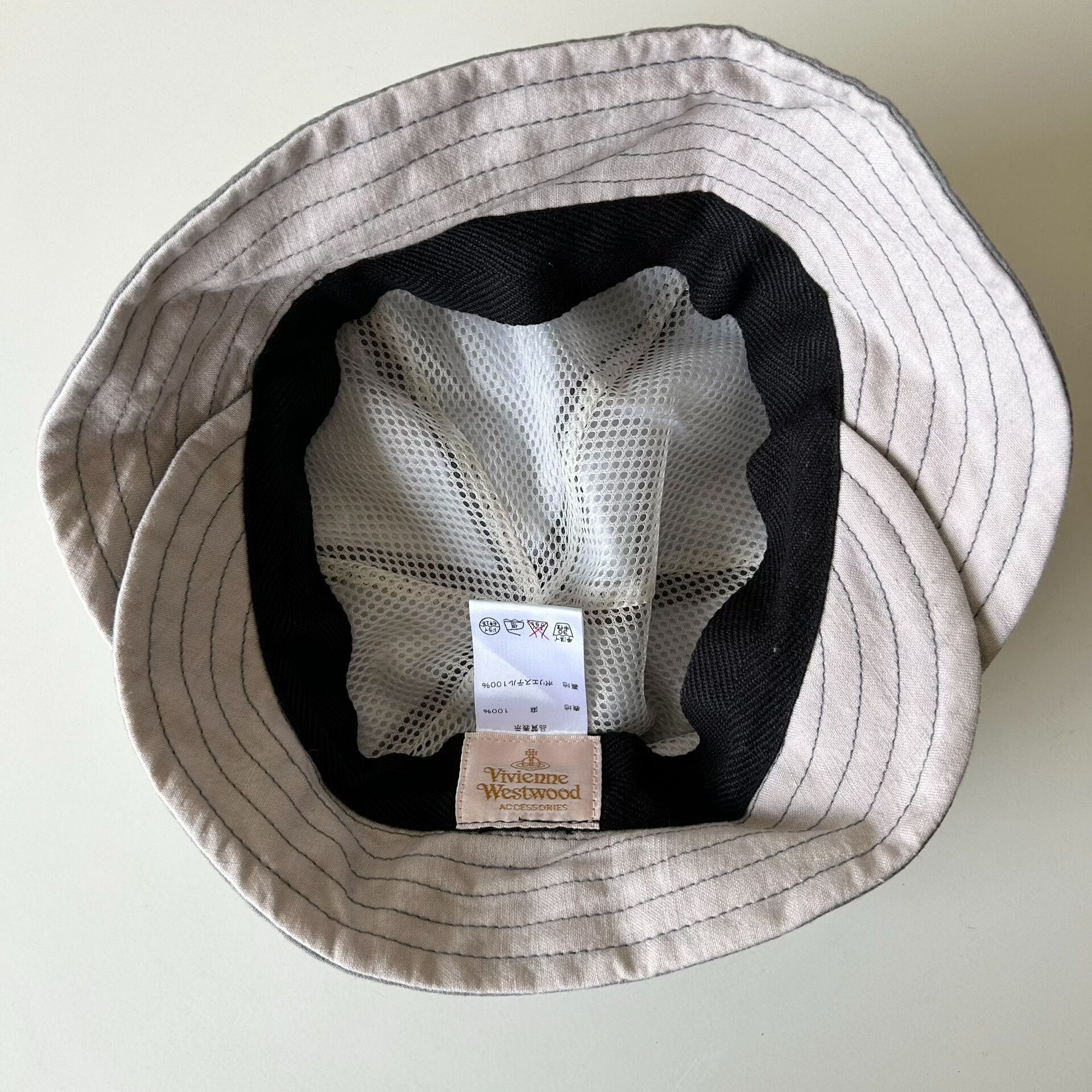 Vivienne Westwood Vintage Vivienne Westwood Hat with Saturn Button Size ONE SIZE - 4 Thumbnail