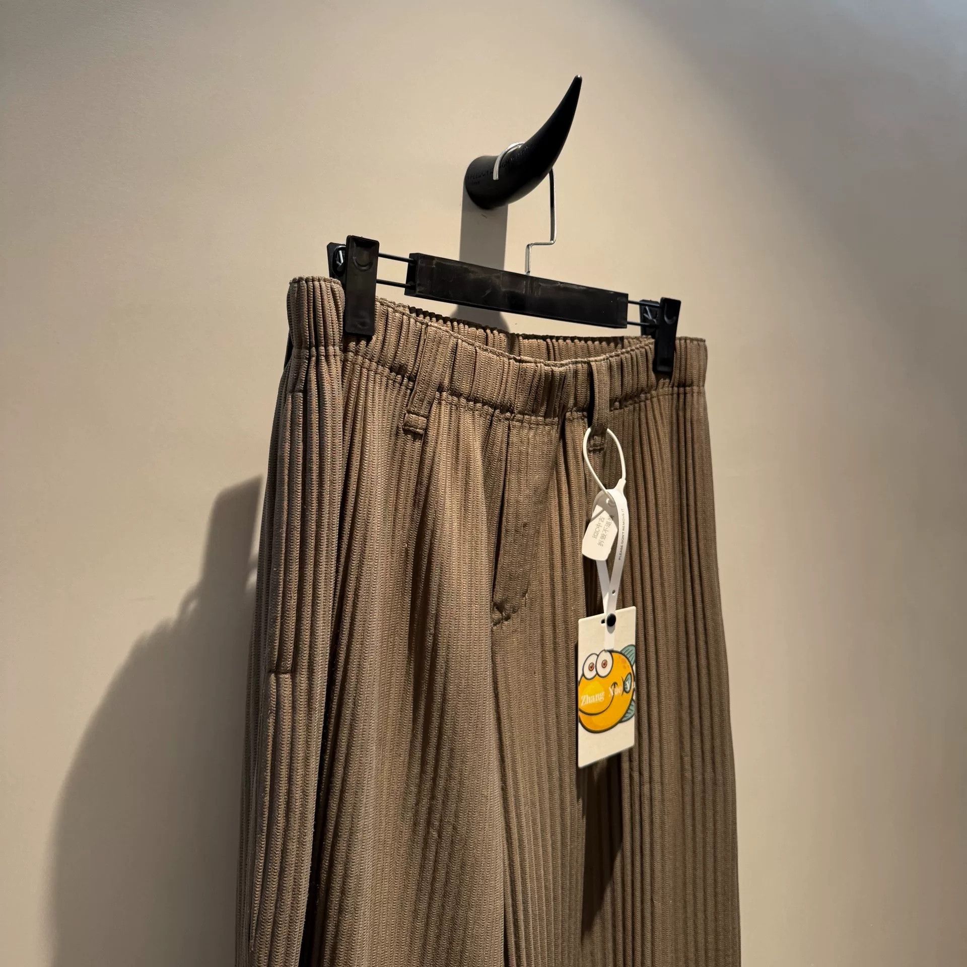 Issey Miyake Issey Miyake Classic Pleated Trousers Size 40" / US 18 - 3 Thumbnail
