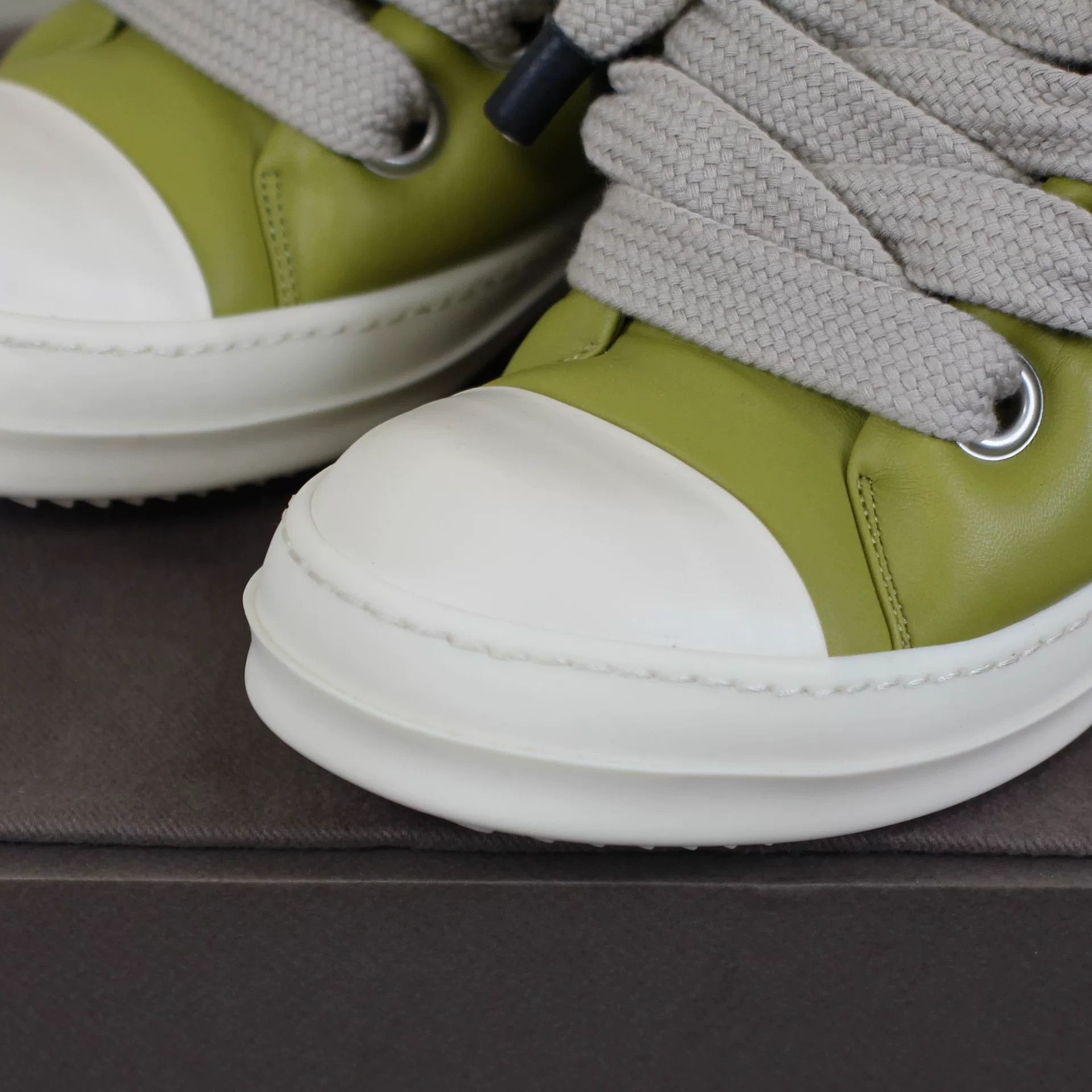 Rick Owens Rick Owens Green Low-Top Sneakers Size US 8 / EU 41 - 2 Thumbnail