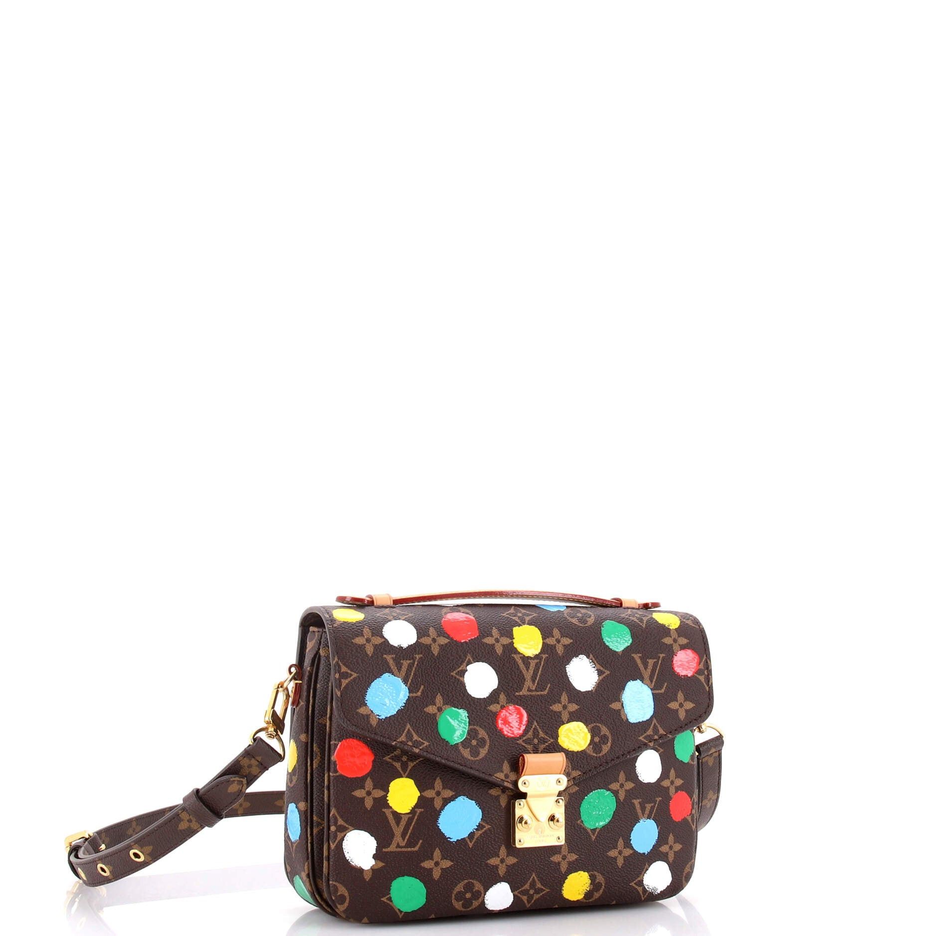 Louis Vuitton Pochette Metis Size ONE SIZE - 2 Thumbnail