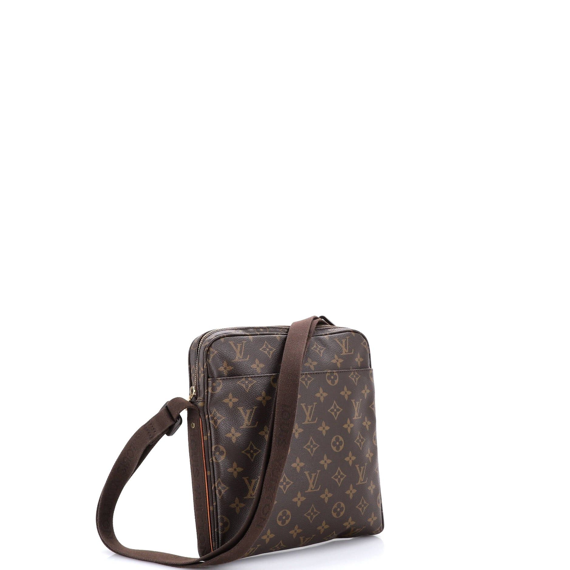 Louis Vuitton Trotteur Beaubourg Handbag Size ONE SIZE - 2 Thumbnail