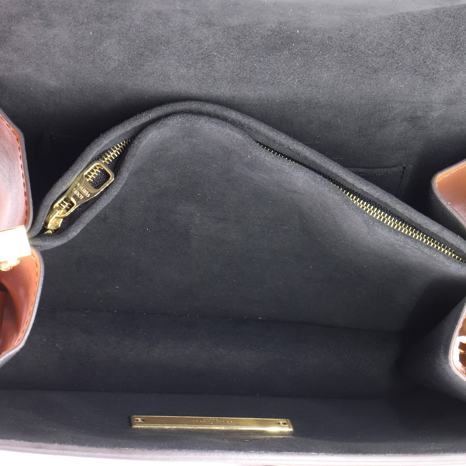 Louis Vuitton Dauphine Shoulder Bag Size ONE SIZE - 5 Thumbnail