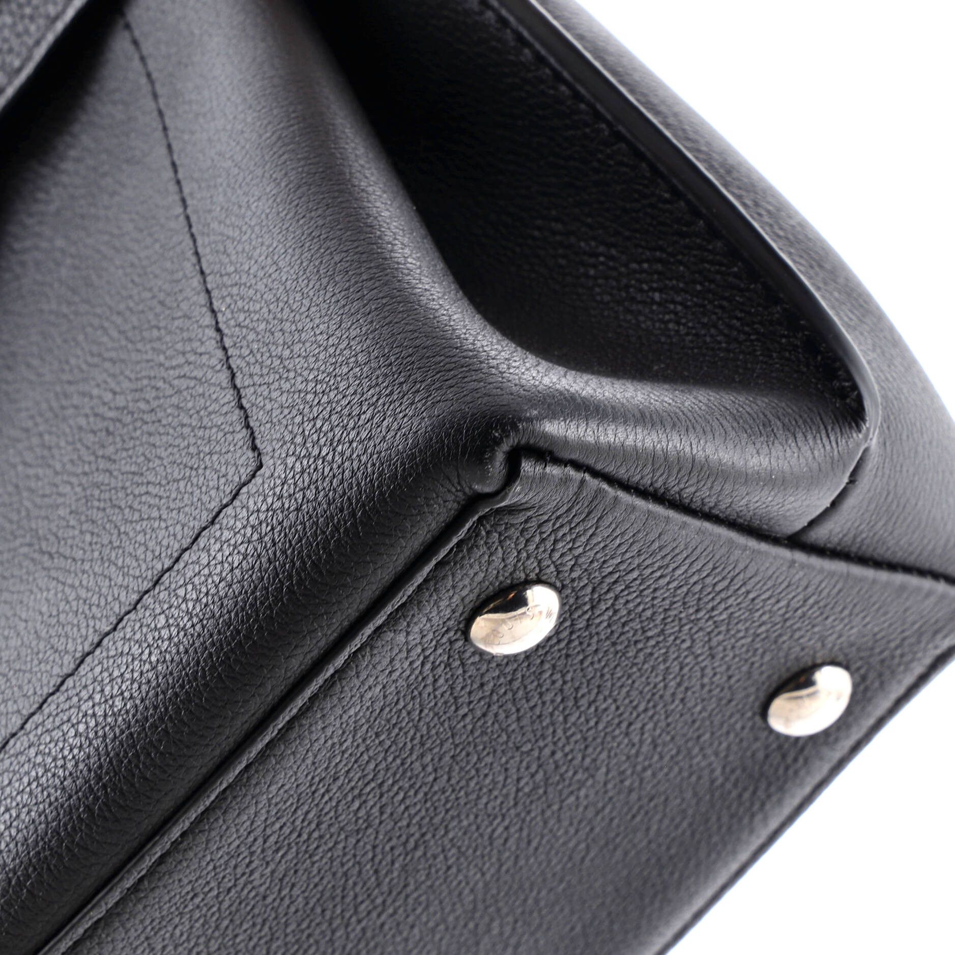 Louis Vuitton Lockme Ever Handbag Size ONE SIZE - 8 Thumbnail