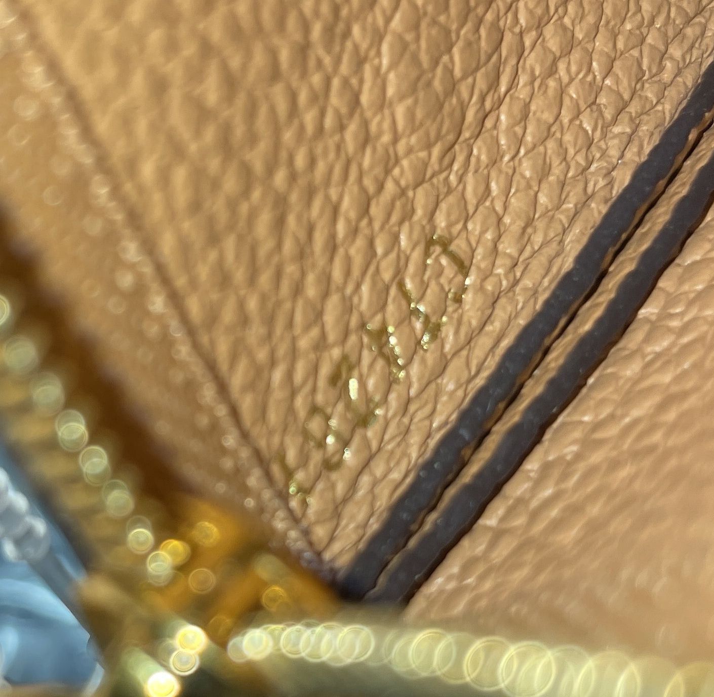 Louis Vuitton Key Pouch Size ONE SIZE - 7 Thumbnail