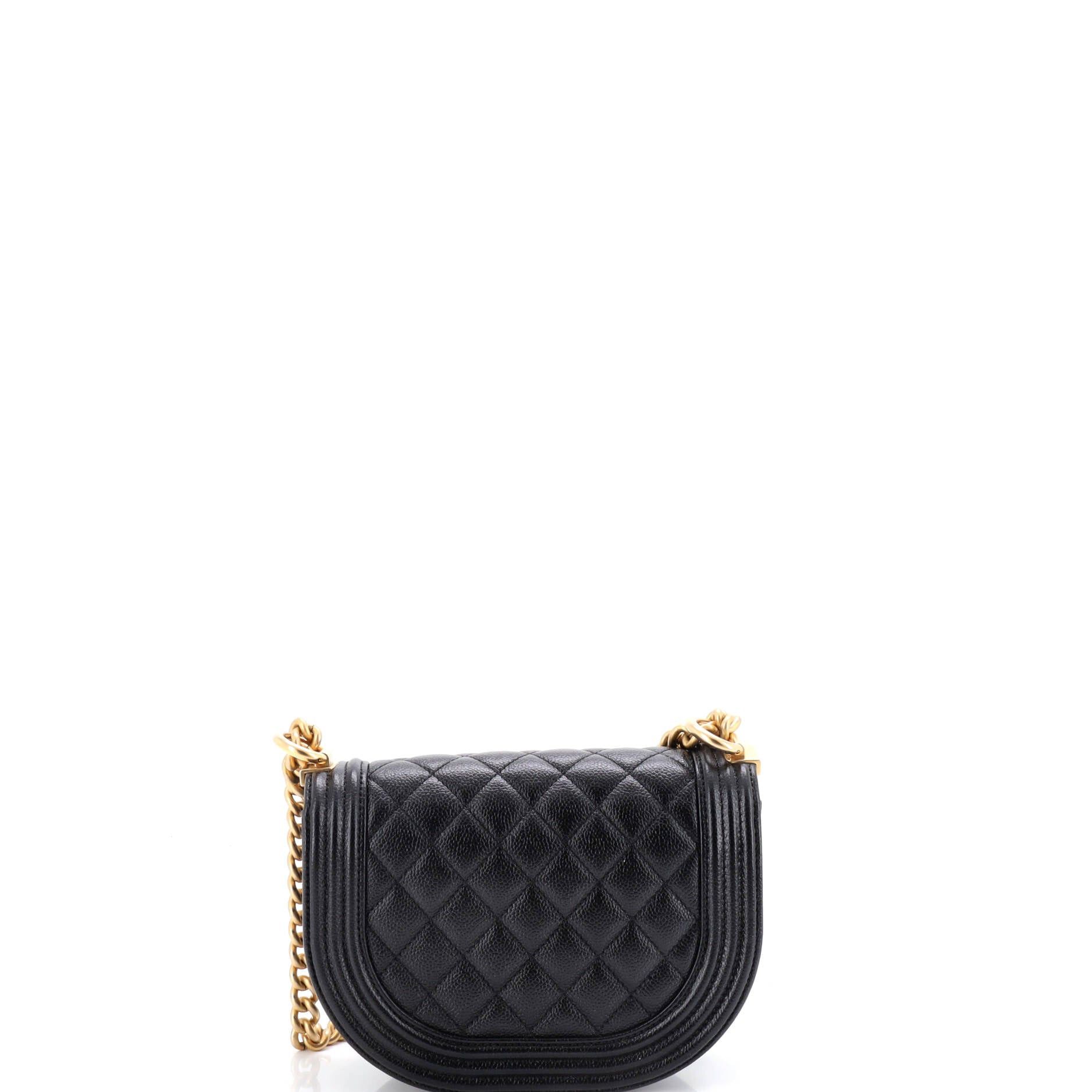 Chanel Boy Curved Messenger Bag Size ONE SIZE - 3 Thumbnail