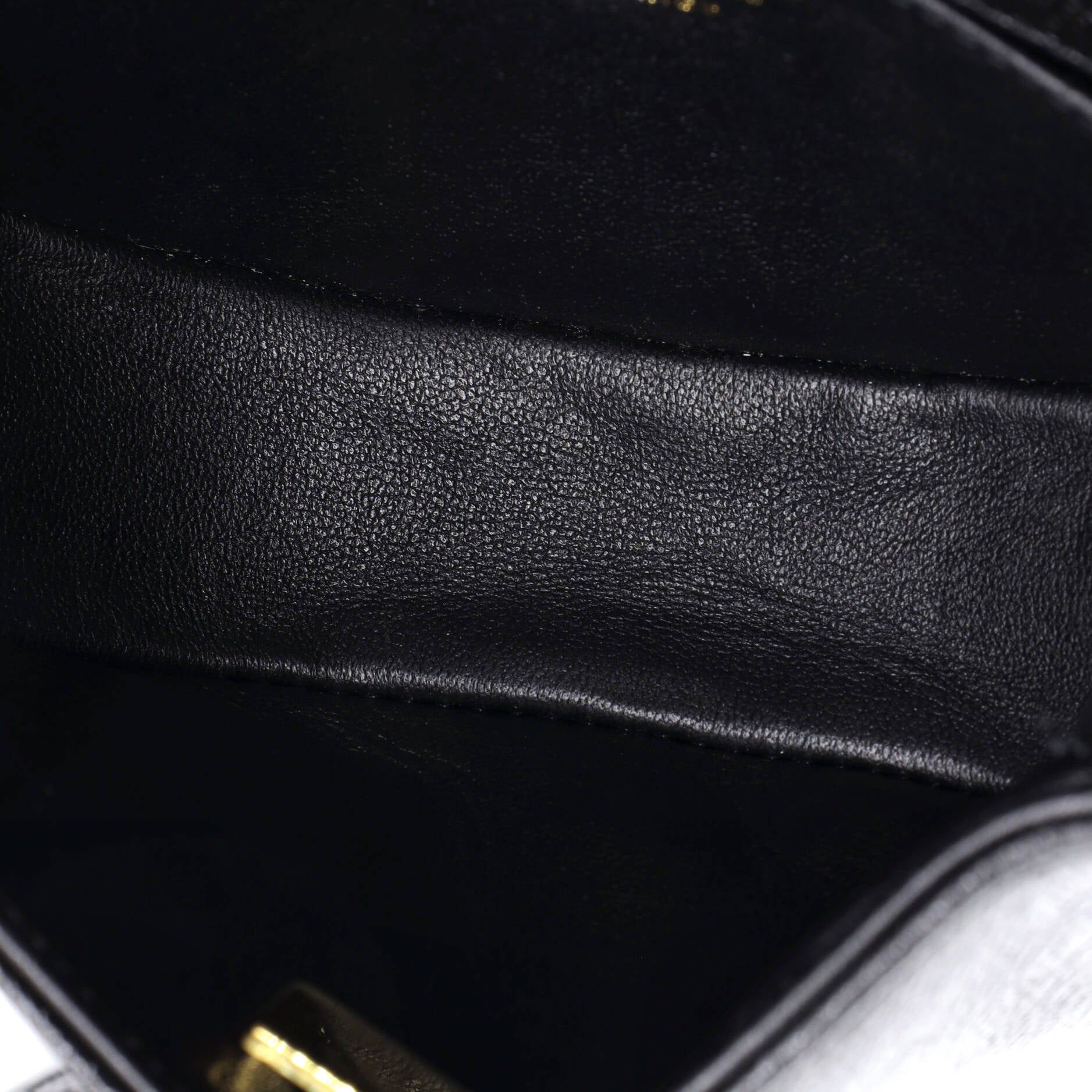 Chanel Boy Curved Messenger Bag Size ONE SIZE - 5 Thumbnail