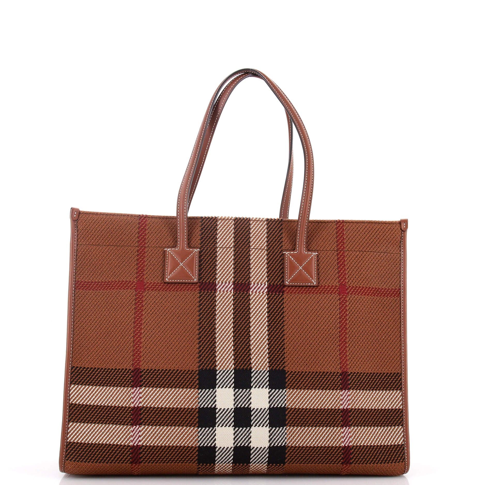 Burberry Freya Shopping Tote Size ONE SIZE - 3 Thumbnail