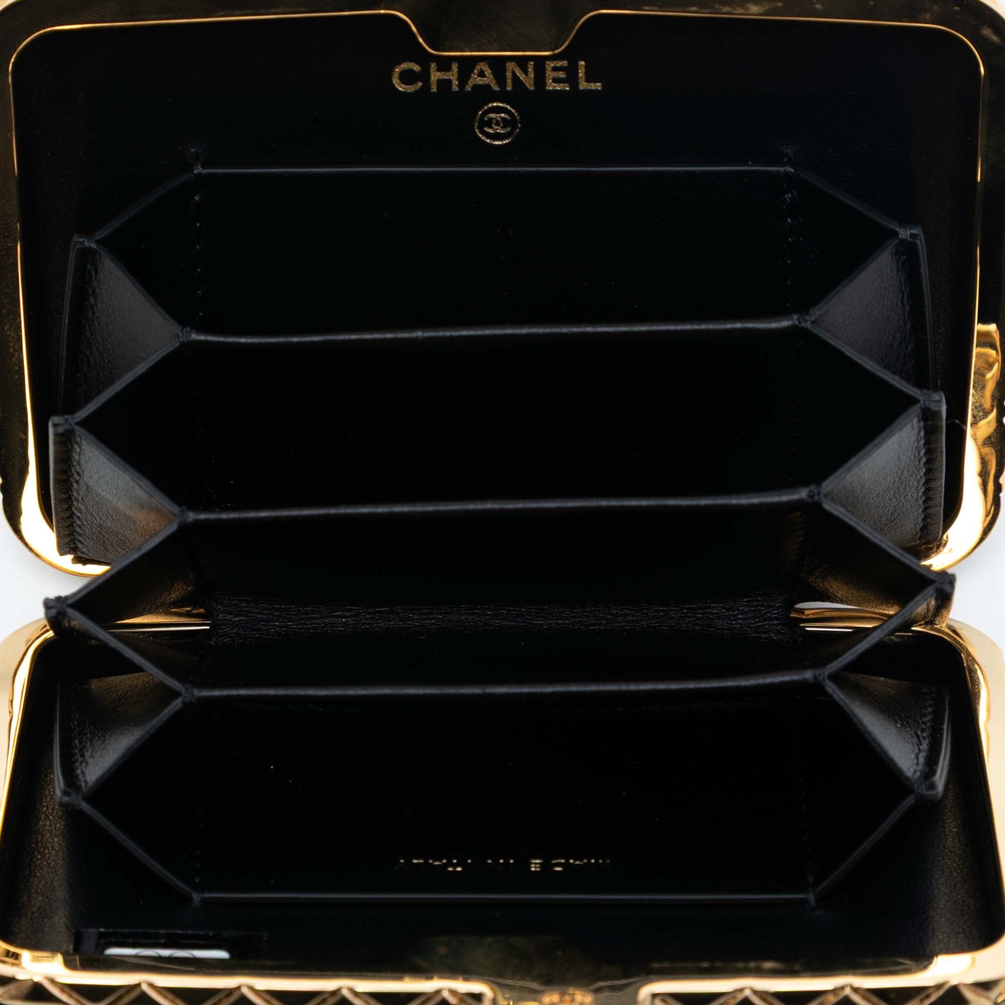 Chanel Chanel Small Glazed Goatskin Box With Chain Size ONE SIZE - 4 Thumbnail