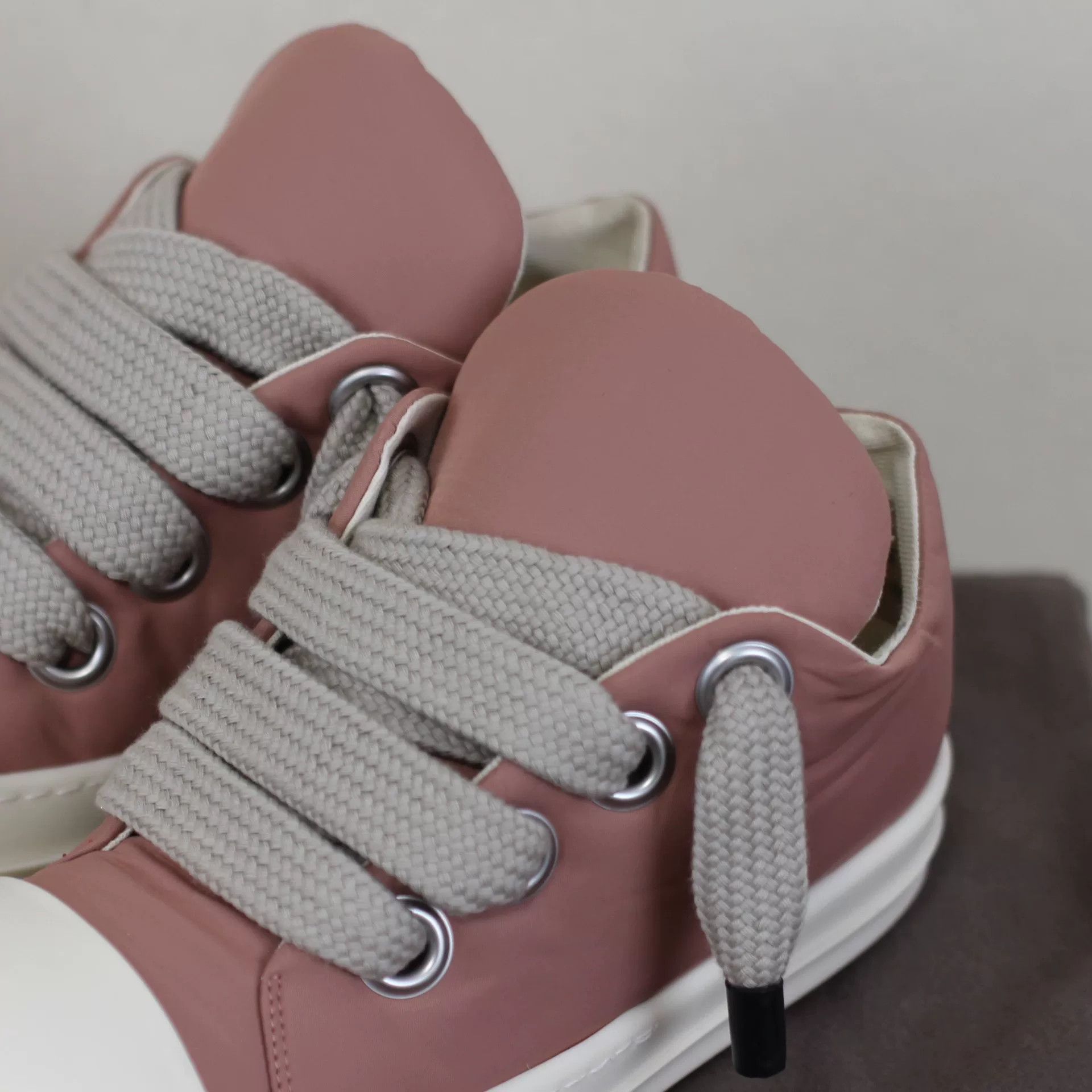Rick Owens Drkshdw Pink Bread Shoes with Grosgrain Laces Size US 8 / IT 38 - 4 Thumbnail